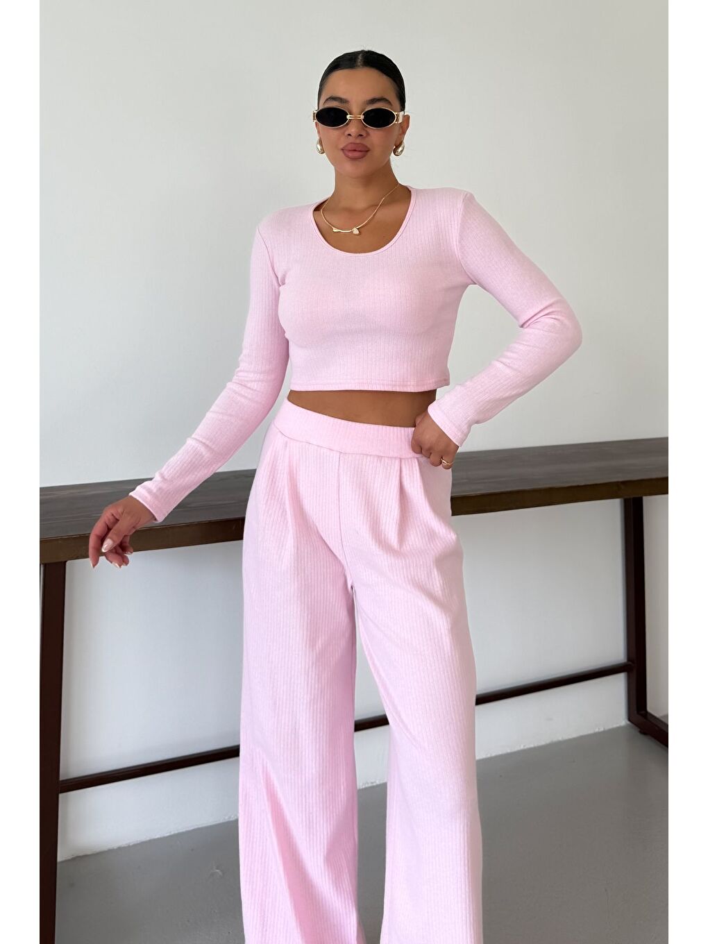 Kadın Pembe Yuvarlak Yaka Bluzlu Alt-Üst Pantolonlu İnterlok Takım-5