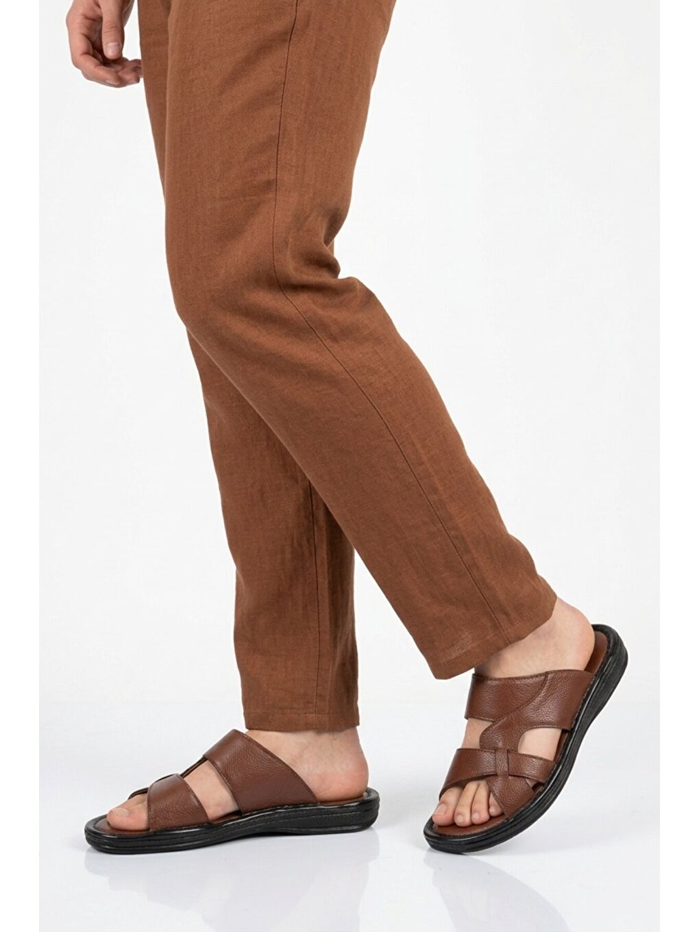 Kahverengi Taba Hakiki Deri Yumuşak Taban Erkek Terlik 8521 M