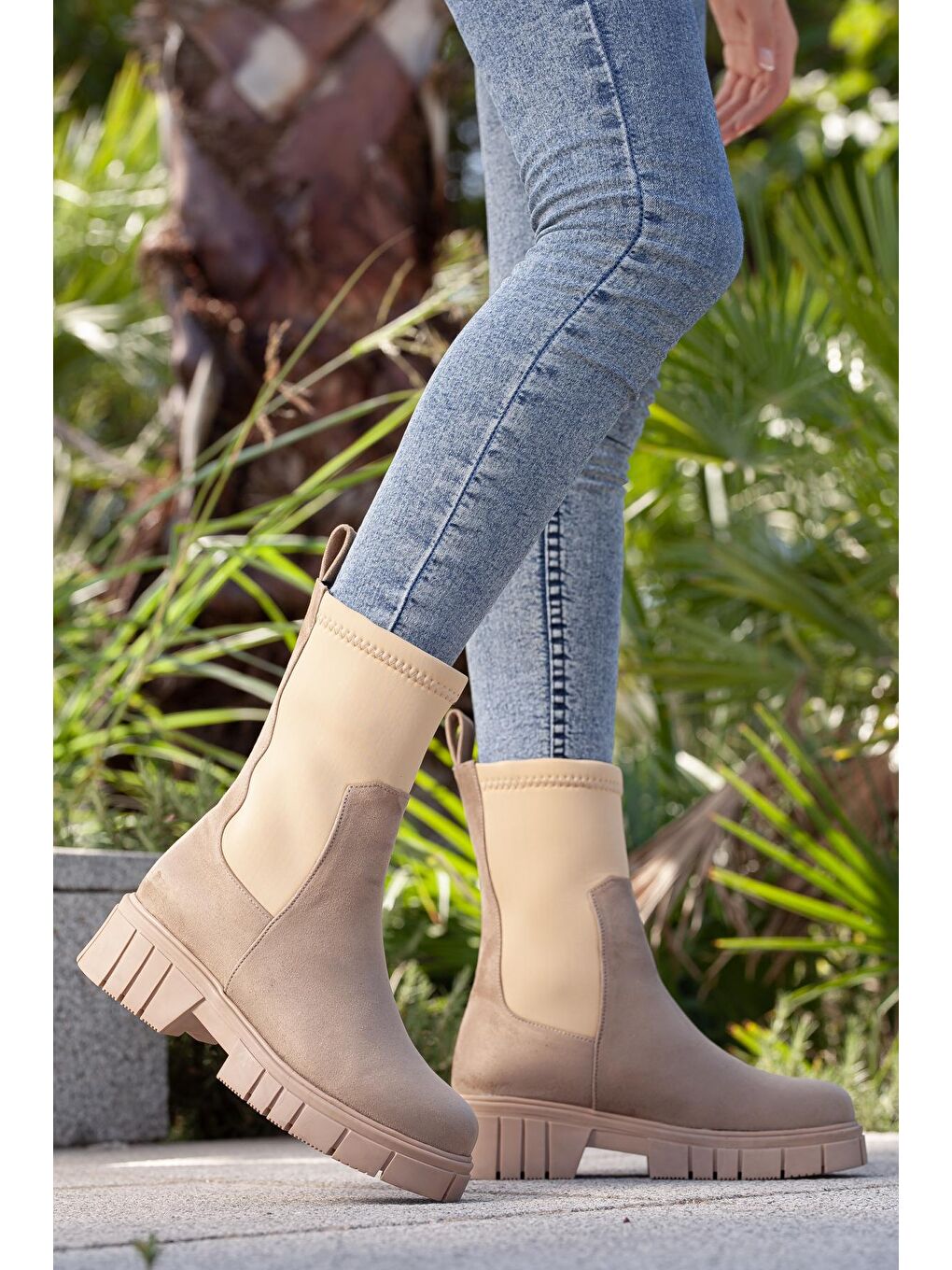 Bej D408 Kadın Topuklu Bot