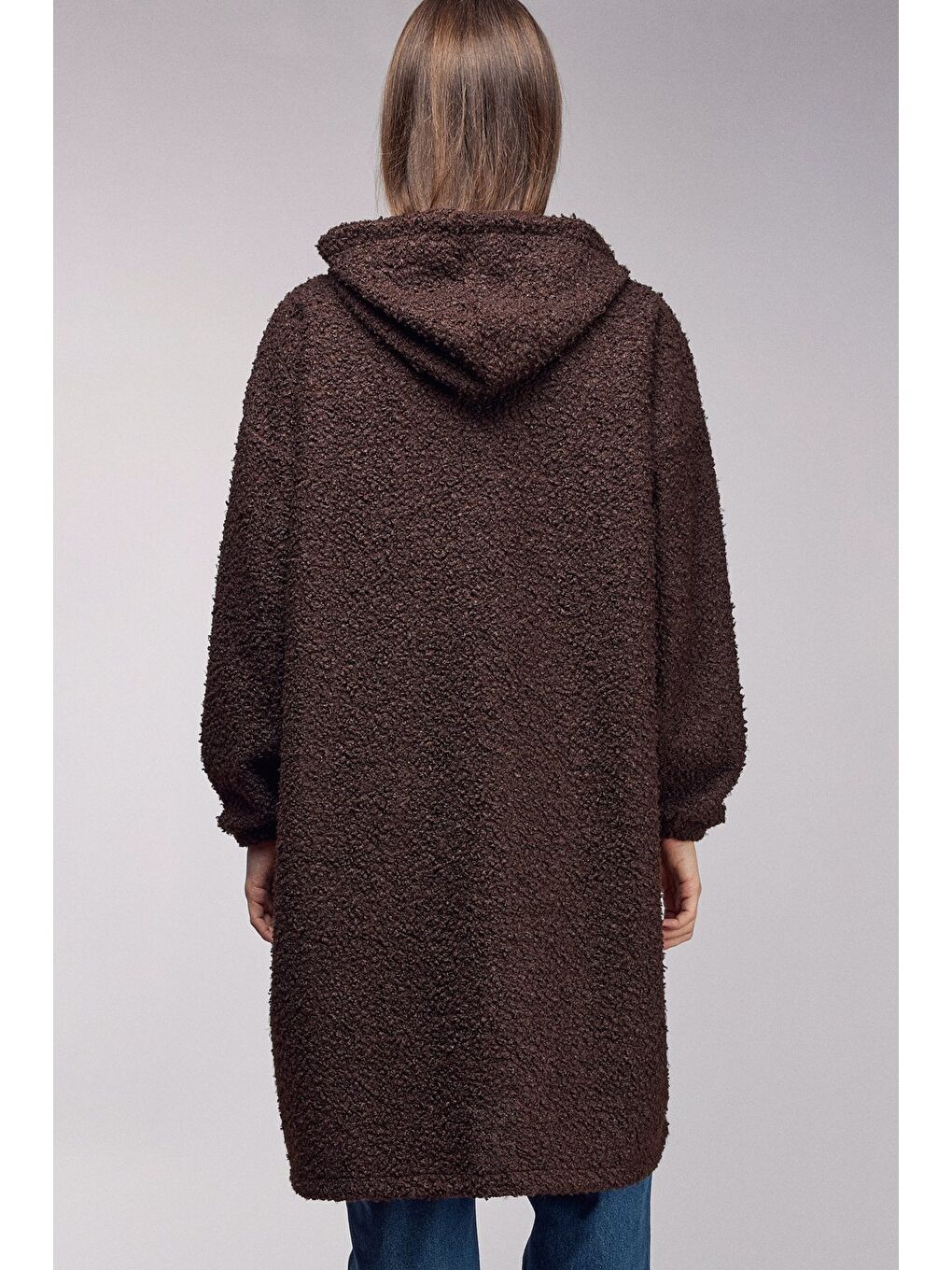 Kahverengi Oversize Kapüşonlu Fermuarlı Pelüş Uzun Hırka-4