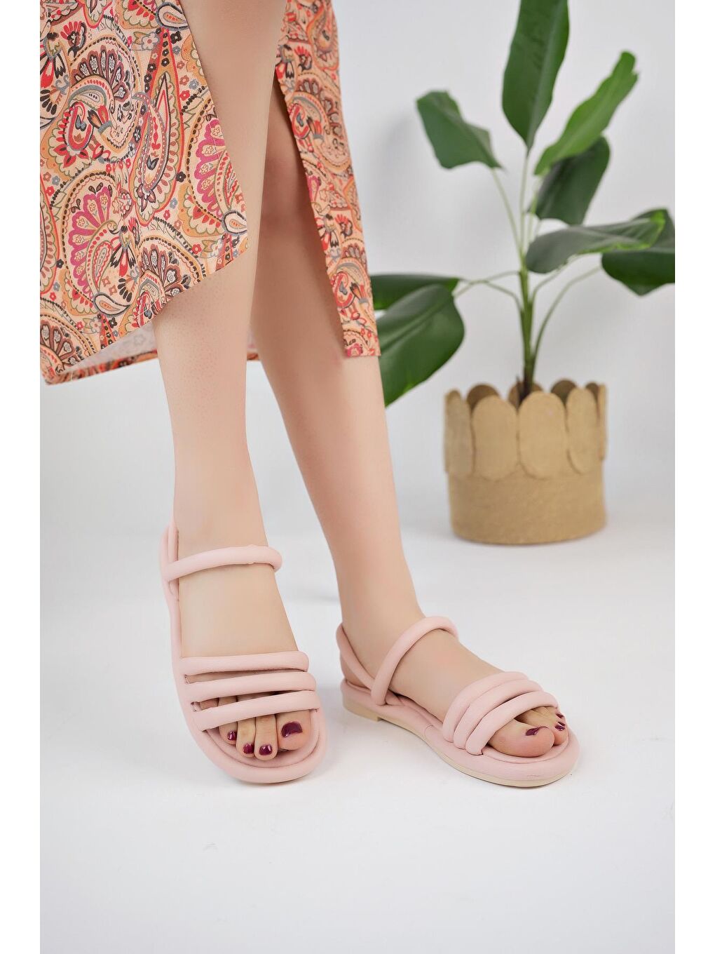 Pembe MILA Kadın Sandalet Hafif Yazlık Ayakkabı Anatomik Taban