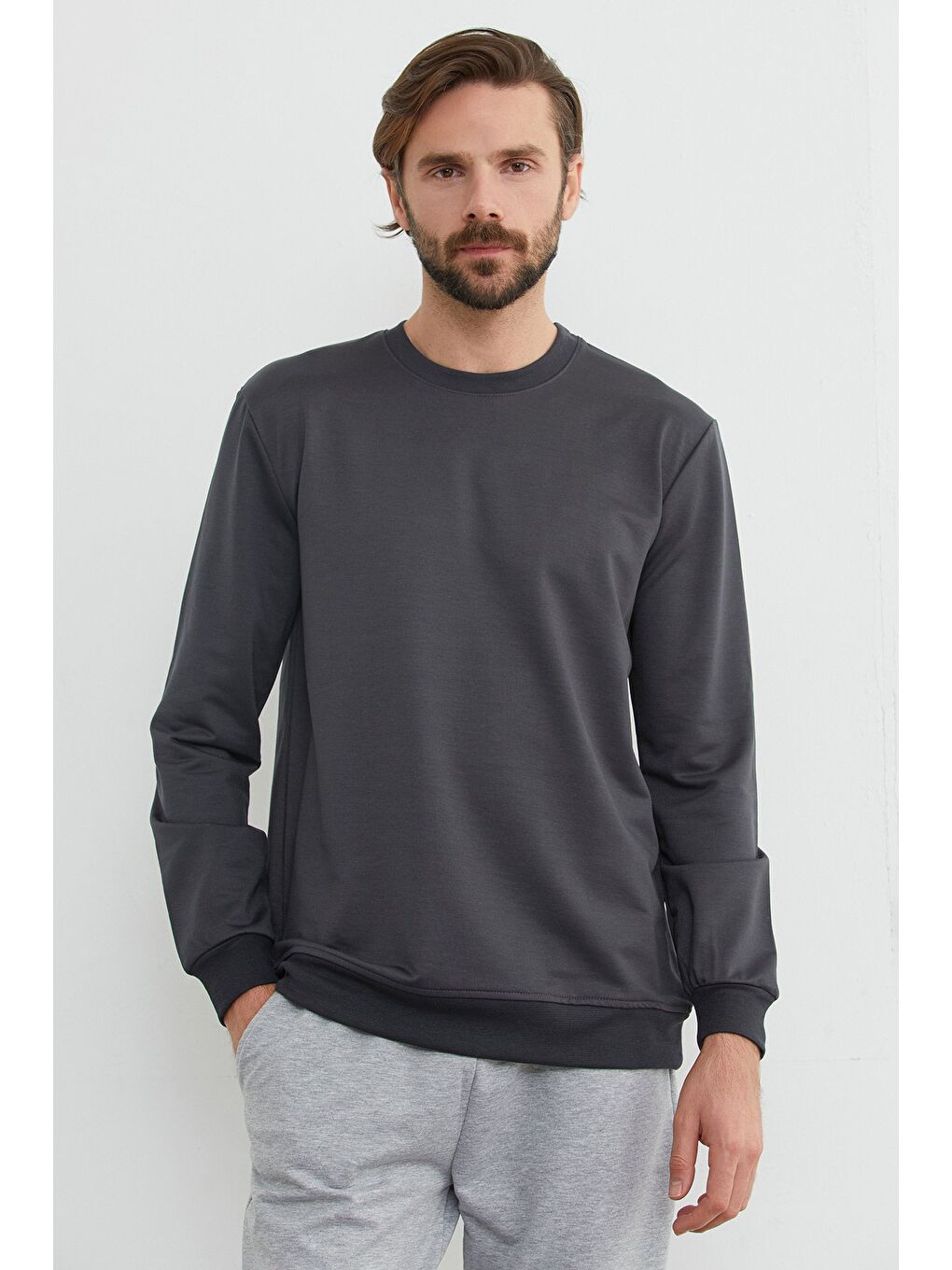 Antrasit Basic Bisiklet Yaka Sweatshirt