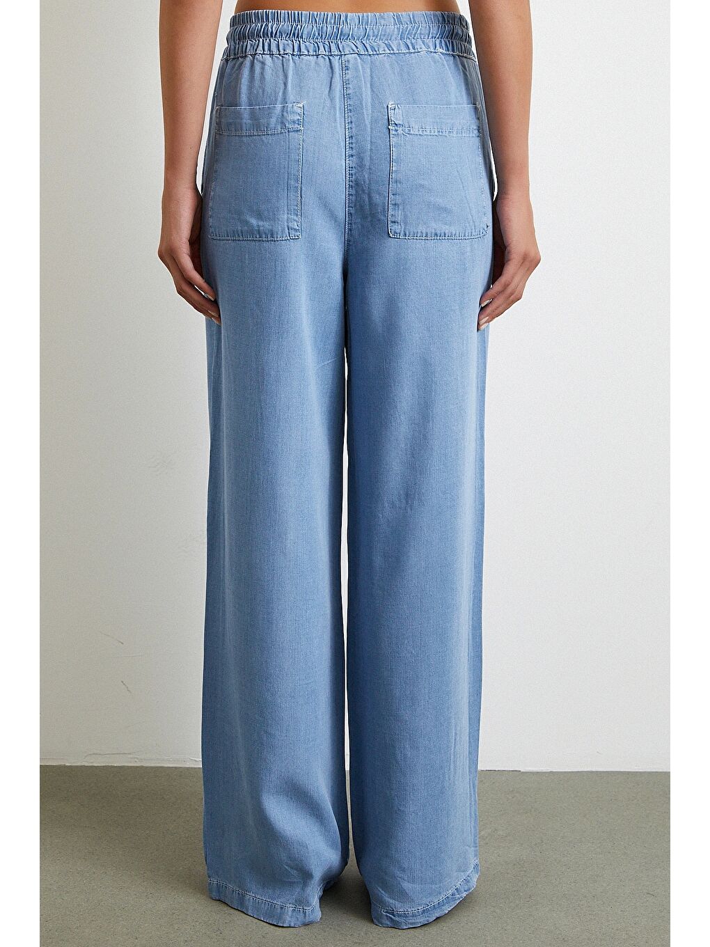 Beli Lastikli Bağcıklı Geniş Paça Pantolon Mavi-5