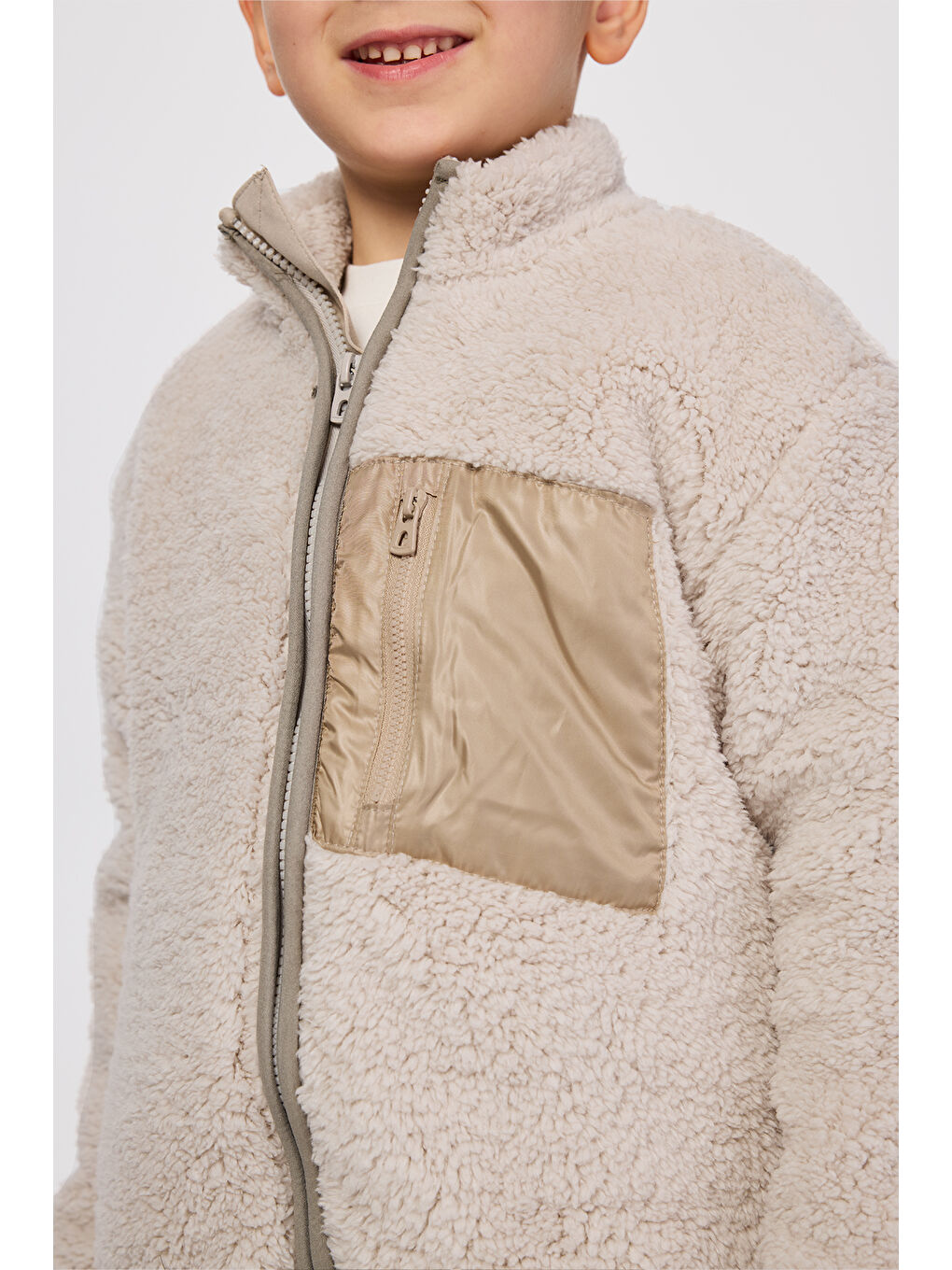 Bej Erkek Çocuk Pelüş Taş Ceket-1