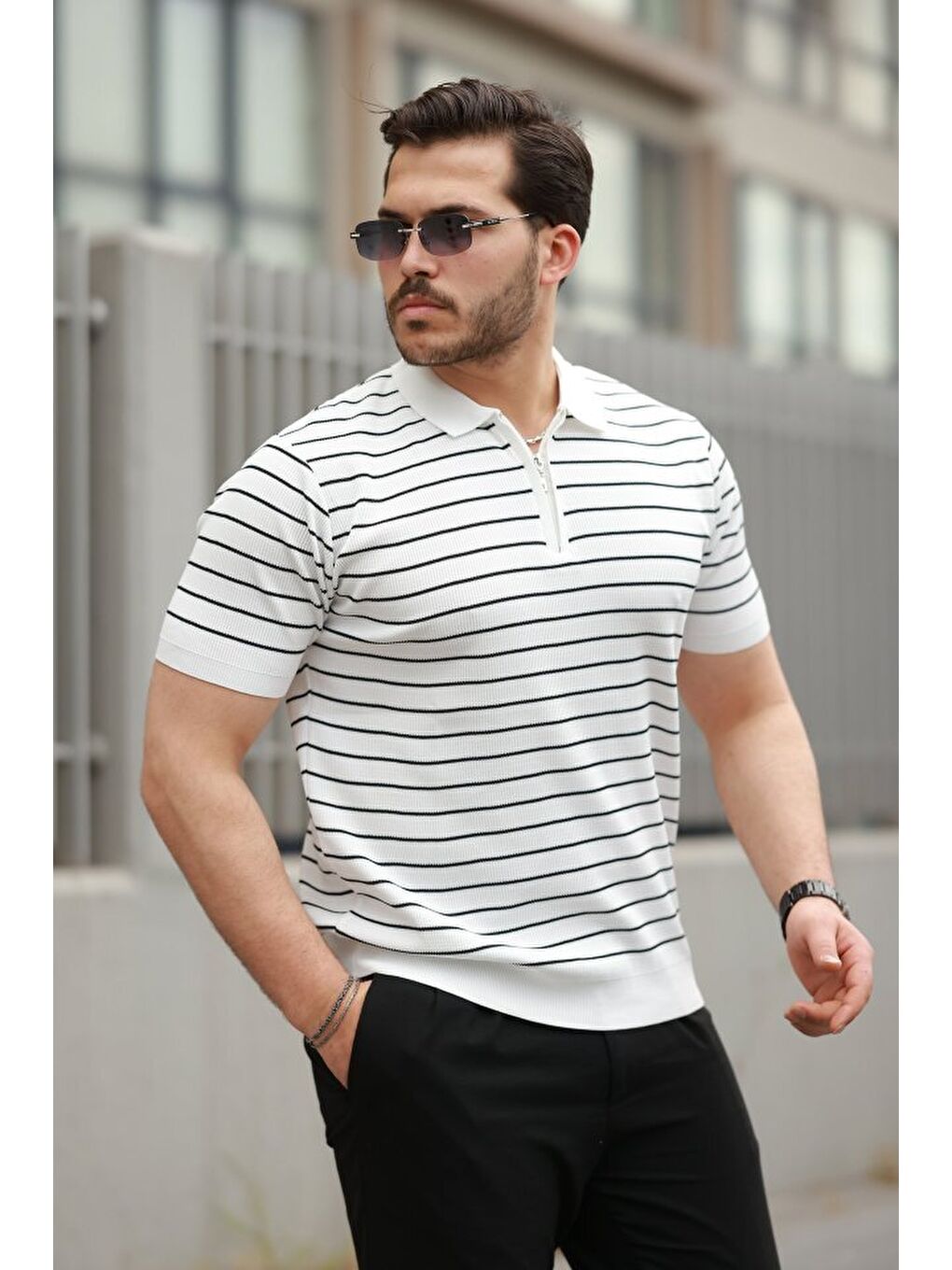 Beyaz Erkek Fermuar Yakalı çizgili Kısa Kollu T-shirt-1