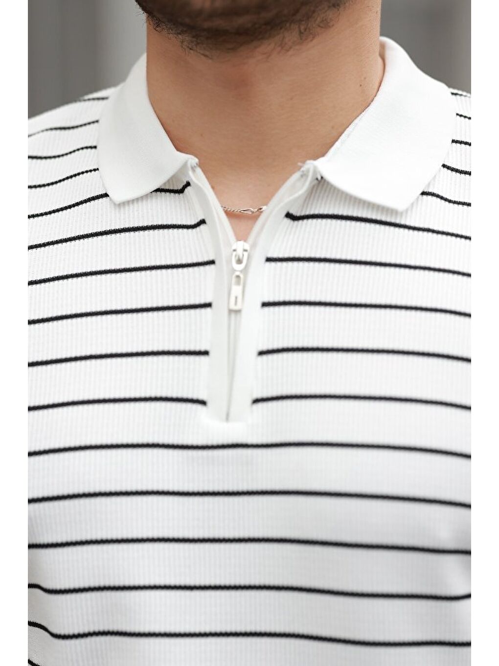Beyaz Erkek Fermuar Yakalı çizgili Kısa Kollu T-shirt-2