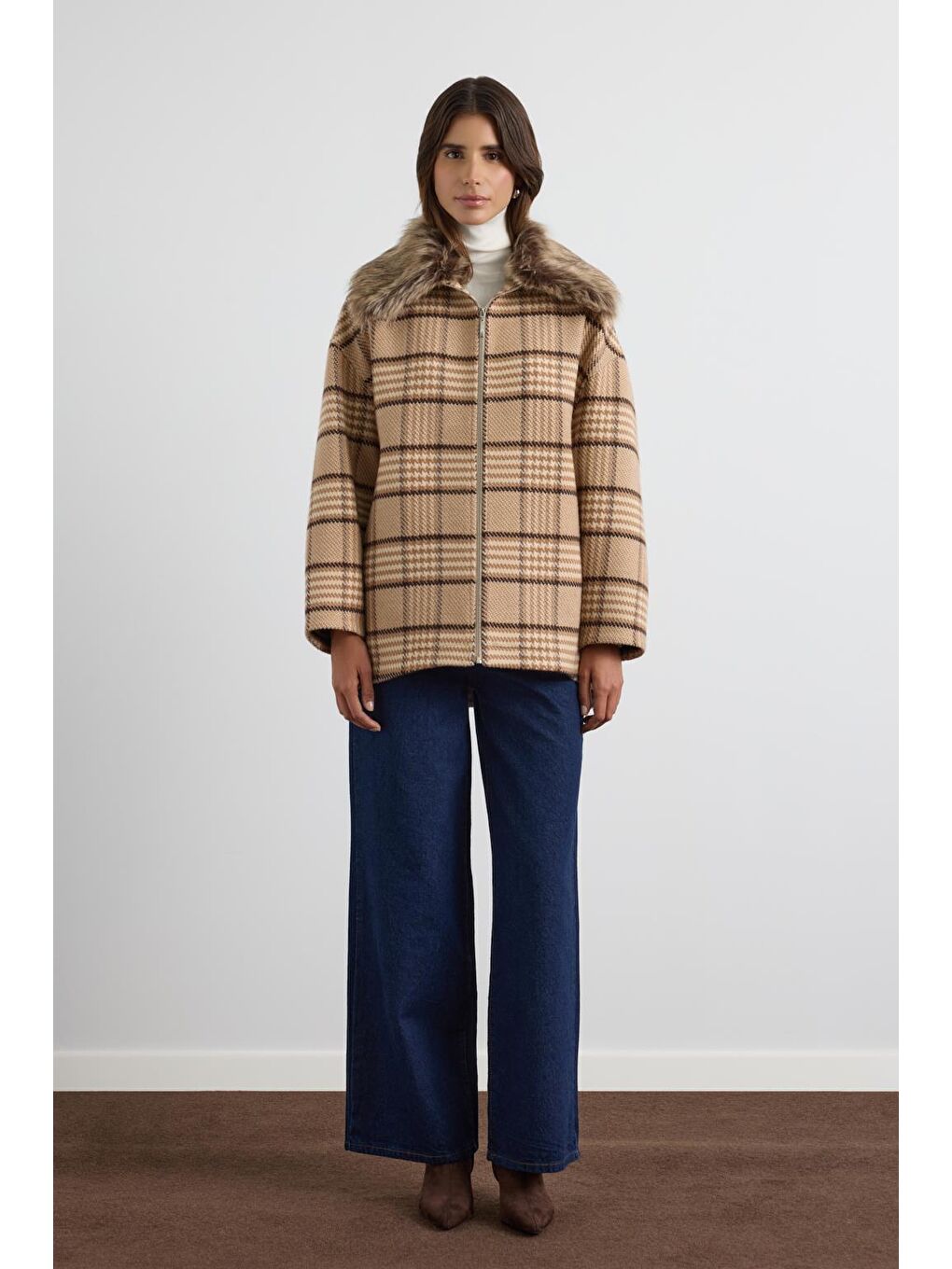 Kahverengi Kürk Yakalı Ekose Desen Bomber Ceket Camel-2