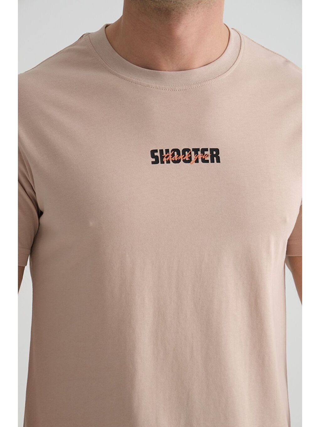 Bej Taş Shooter Erkek T-Shirt Minimal Baskılı Pamuklu Kumaş Standart Kalıp-1