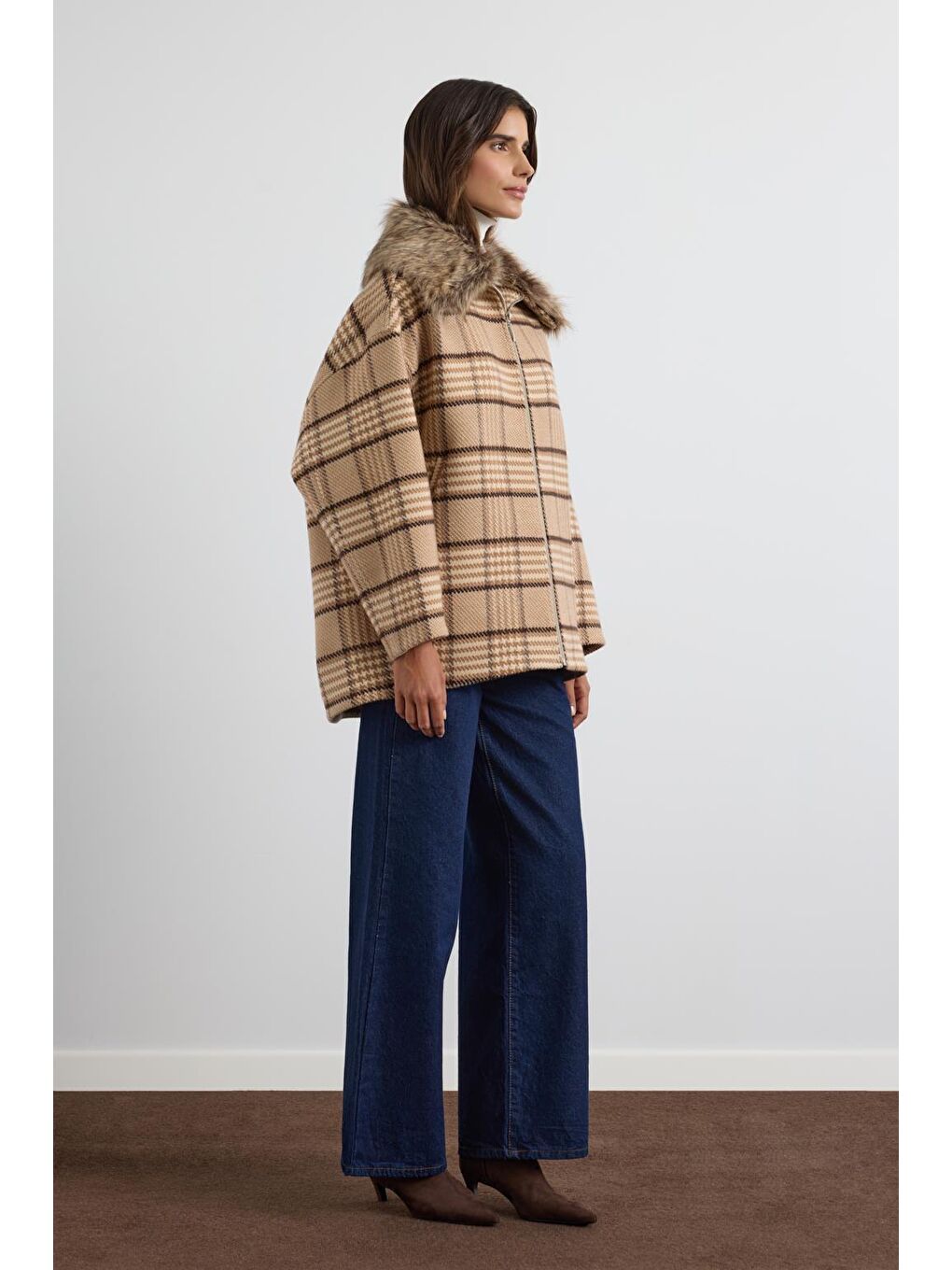 Kahverengi Kürk Yakalı Ekose Desen Bomber Ceket Camel-6