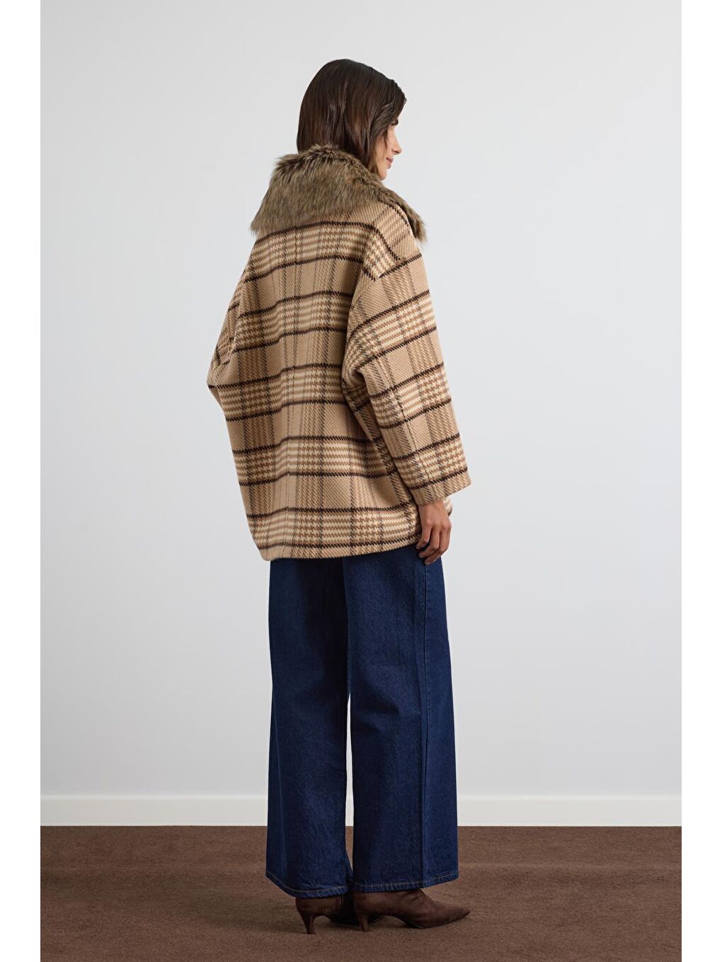 Kahverengi Kürk Yakalı Ekose Desen Bomber Ceket Camel-7