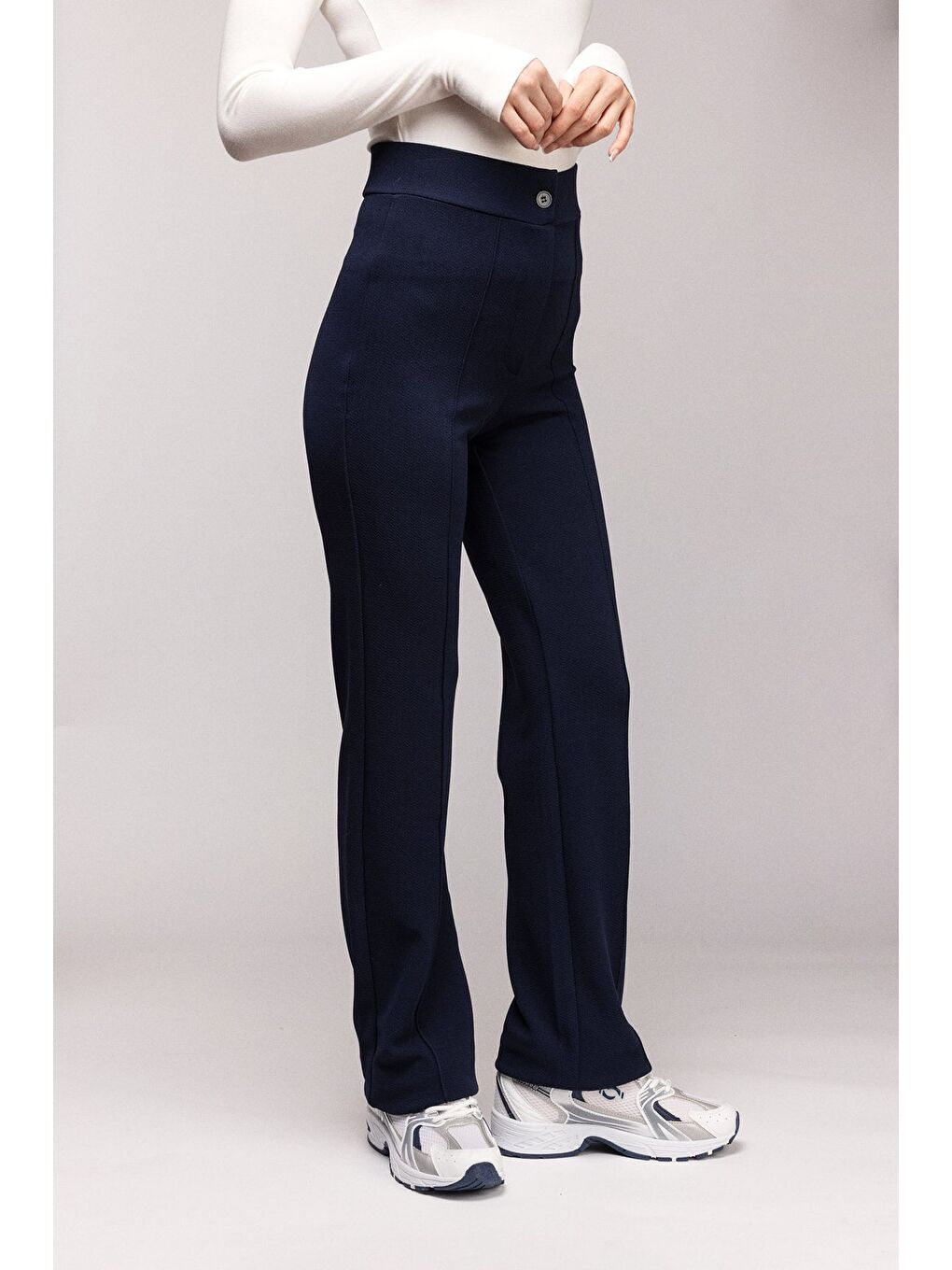 Lacivert Yüksek Bel Geniş Paça Dikiş Detaylı Pantolon-1