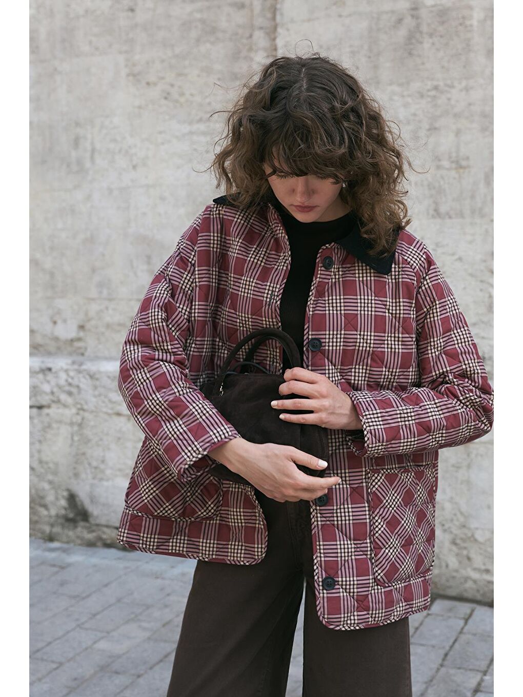 Desenli Kadife Yakalı Kapitone Ceket Mont Bordo-2