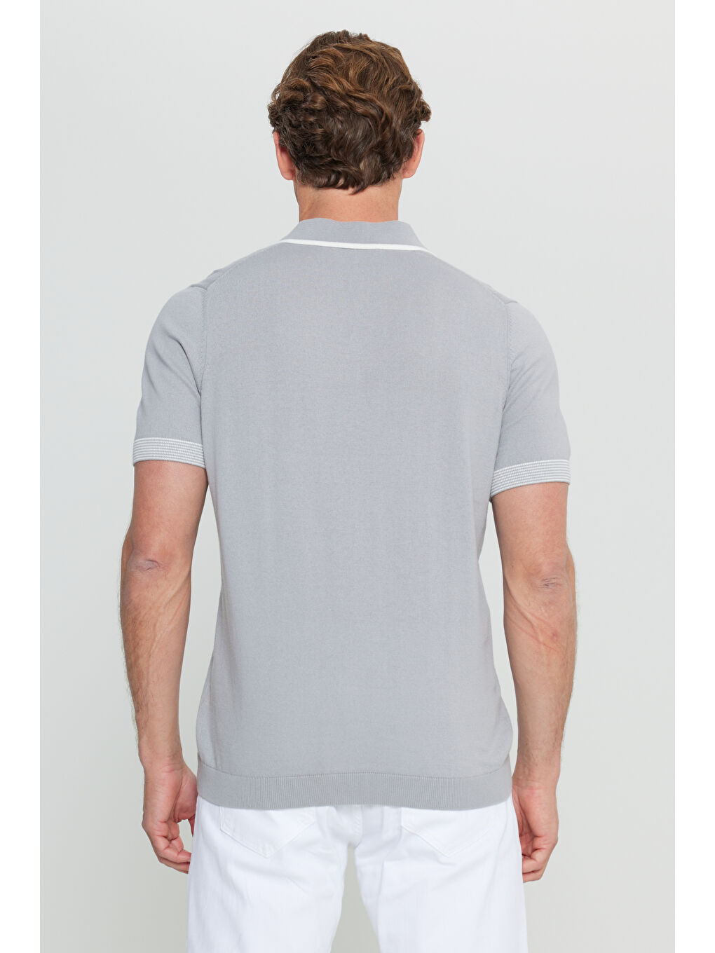 Erkek Gri %100 Pamuk Standart Fit Normal Kesim Bisiklet Yaka Jakarlı Triko Tişört-5