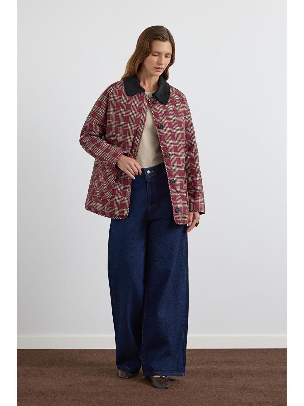 Desenli Kadife Yakalı Kapitone Ceket Mont Bordo-6