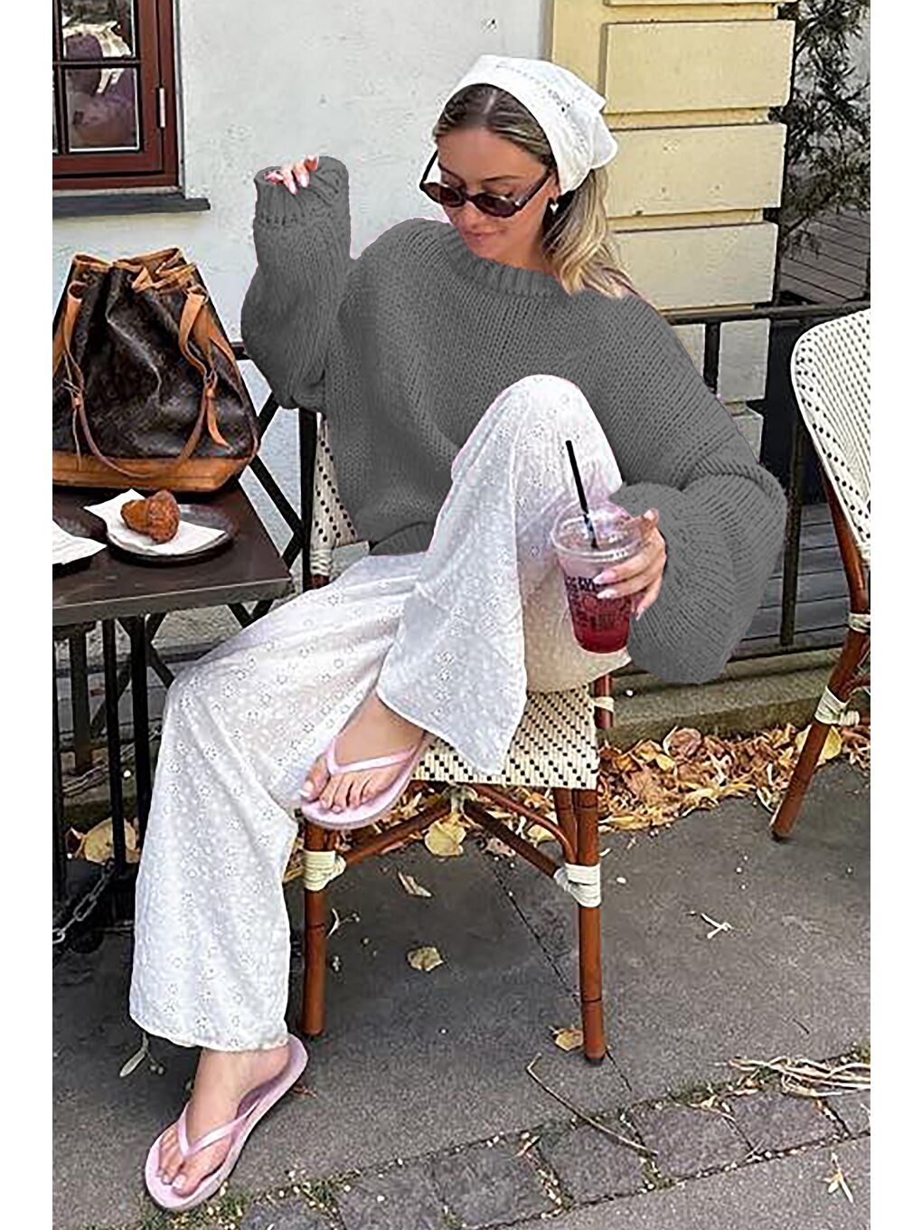 Koyu Gri Balon Kol Rahat Kesim Kadın Triko Kazak Mg2602