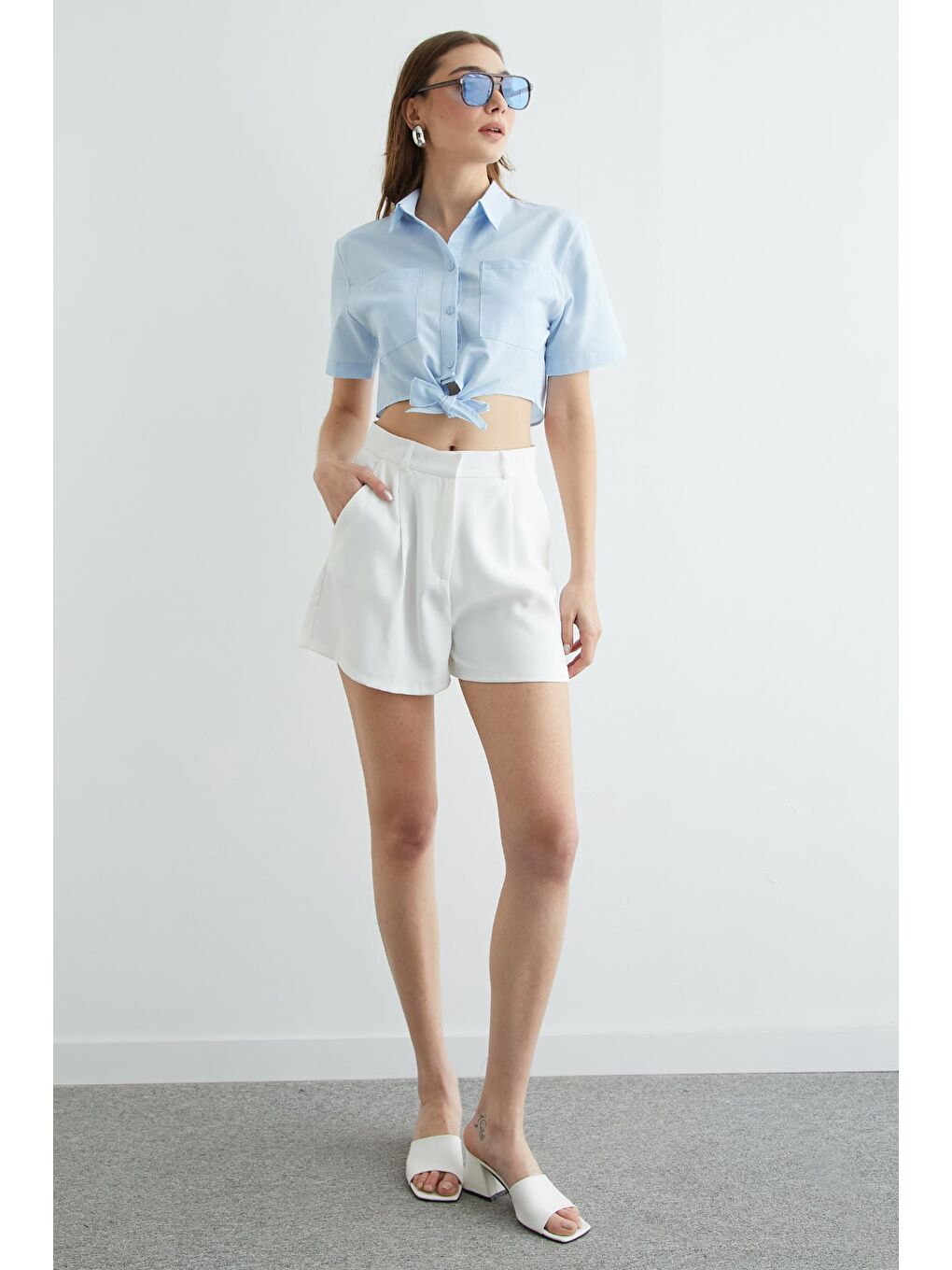 Mavi Önü Bağlamalı Çift Cepli Crop Gömlek-1