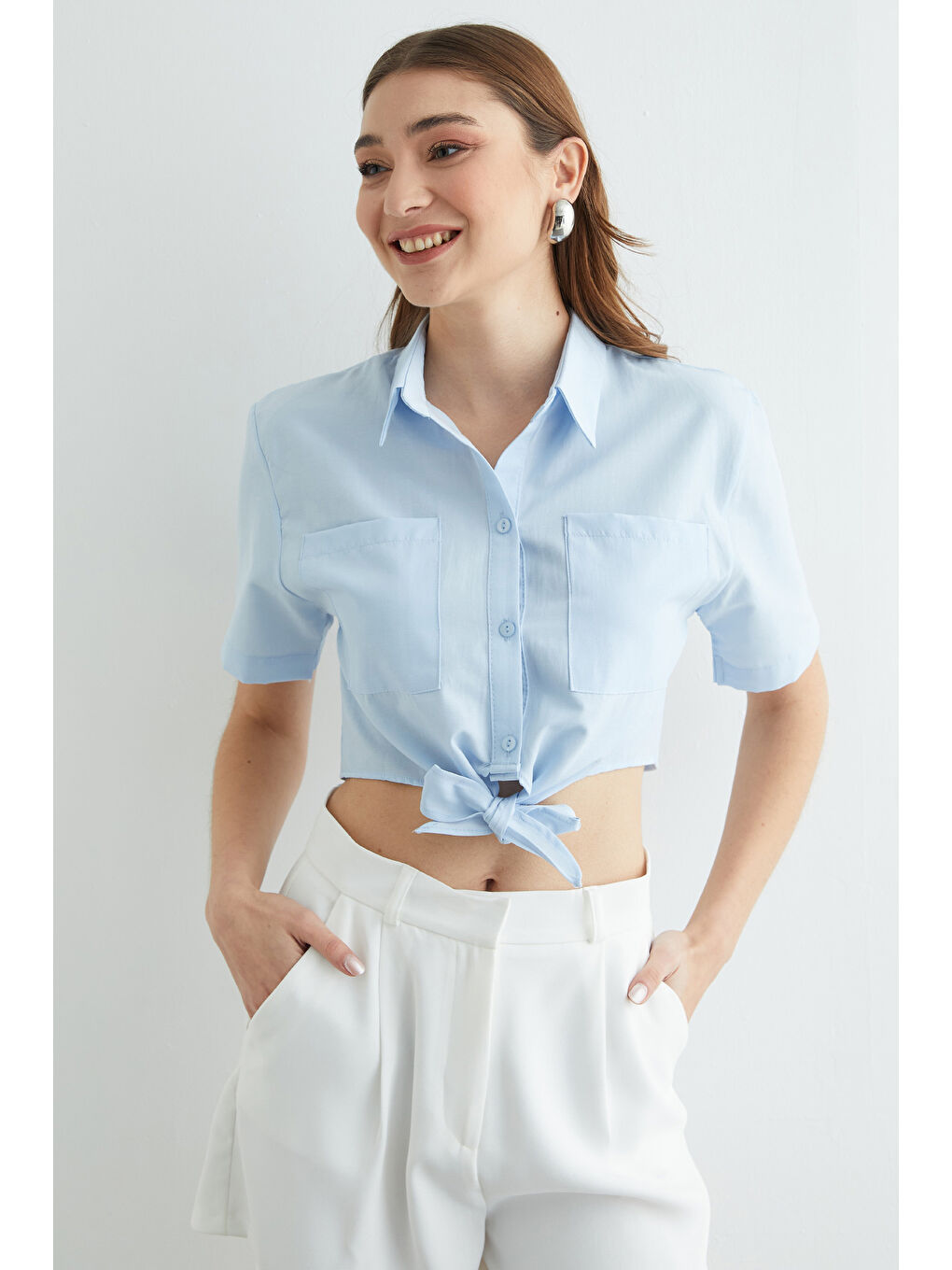 Mavi Önü Bağlamalı Çift Cepli Crop Gömlek-3