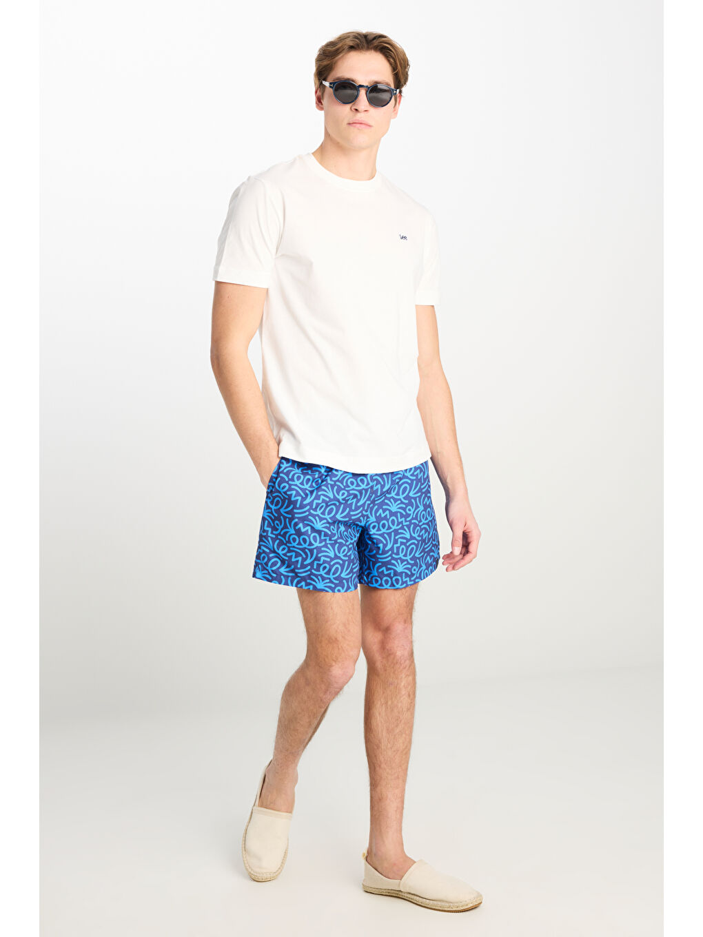 Regular Fit Normal Kesim Normal Bel Lacivert Desenli Deniz Şortu-2