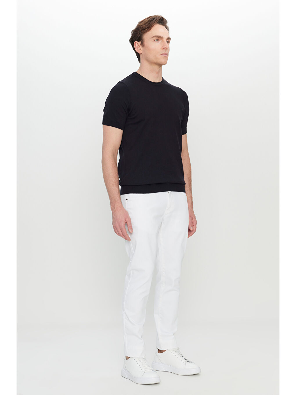 Erkek Siyah %100 Pamuk Standart Fit Normal Kesim Bisiklet Yaka Triko Tişört-1