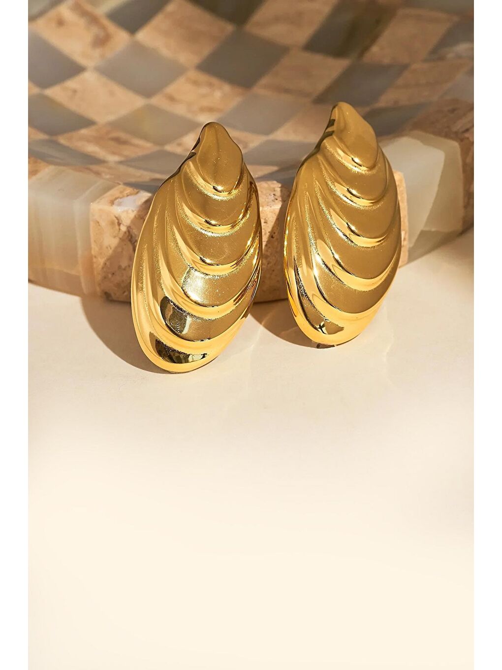 Sarı Midye Gold Kadın Çelik Küpe-2