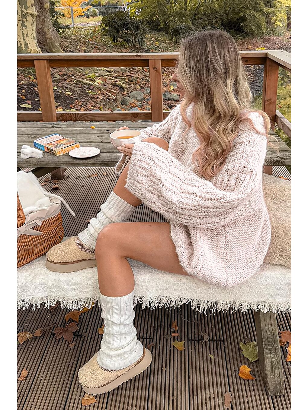 Ekru Bisiklet Yaka Örgü Desen Kadın Triko Kazak Mg2601