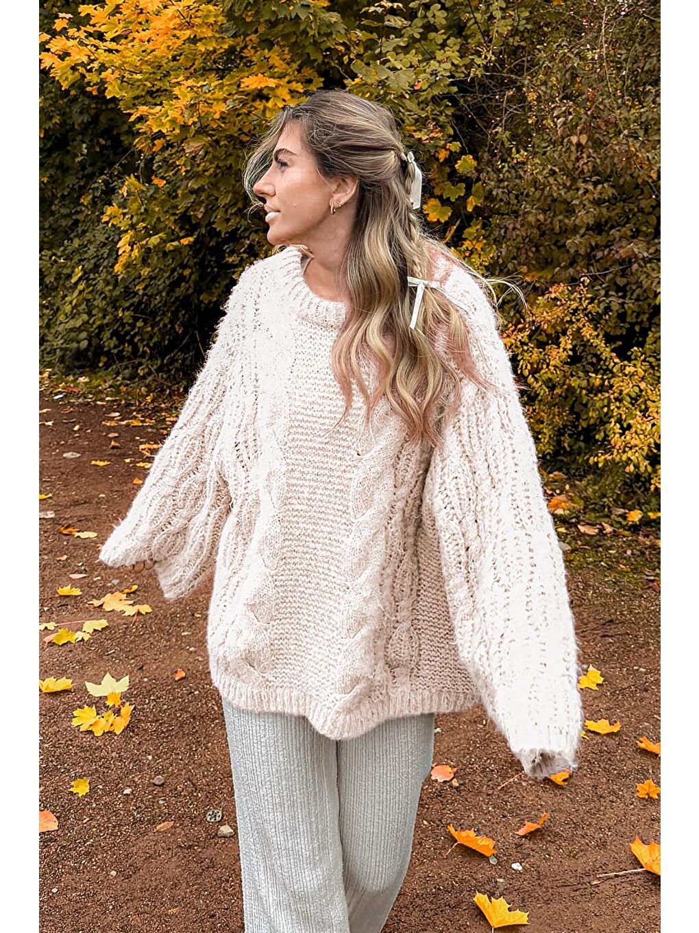 Ekru Bisiklet Yaka Örgü Desen Kadın Triko Kazak Mg2601-2