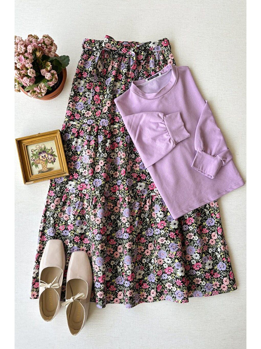 Tabanı Siyah Mor Menekşe Kat Kat Etek & Lila 2 İplik Crop Takım