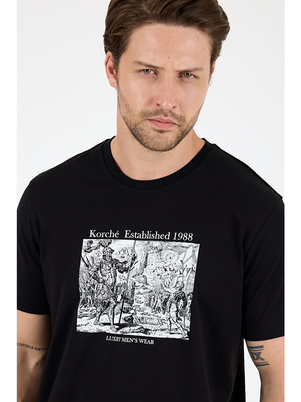 Siyah Bisiklet Yaka Baskılı Penye Erkek %100 Pamuk Tişört-3