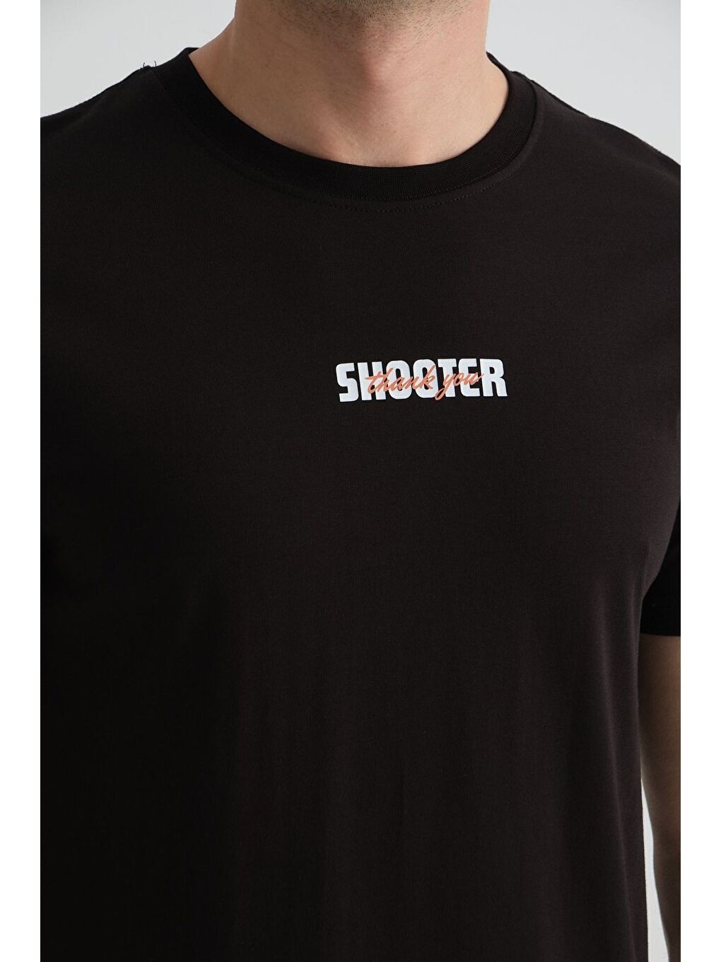 Siyah Shooter Erkek T-Shirt Minimal Baskılı Pamuklu Kumaş Standart Kalıp-1