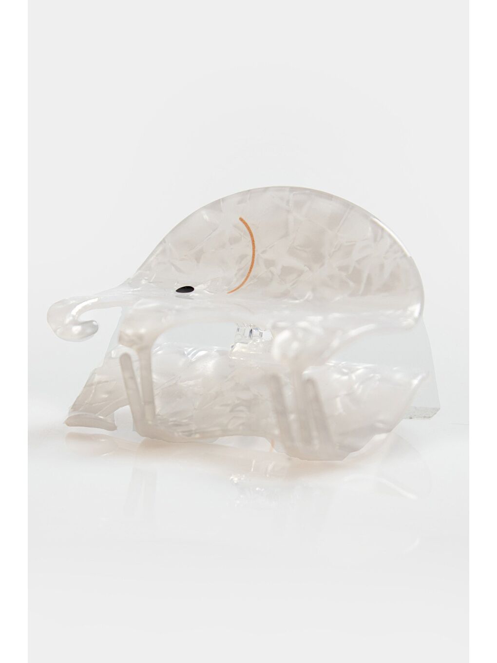 Beyaz Fil Figürlü Kemik Mandal Toka-1