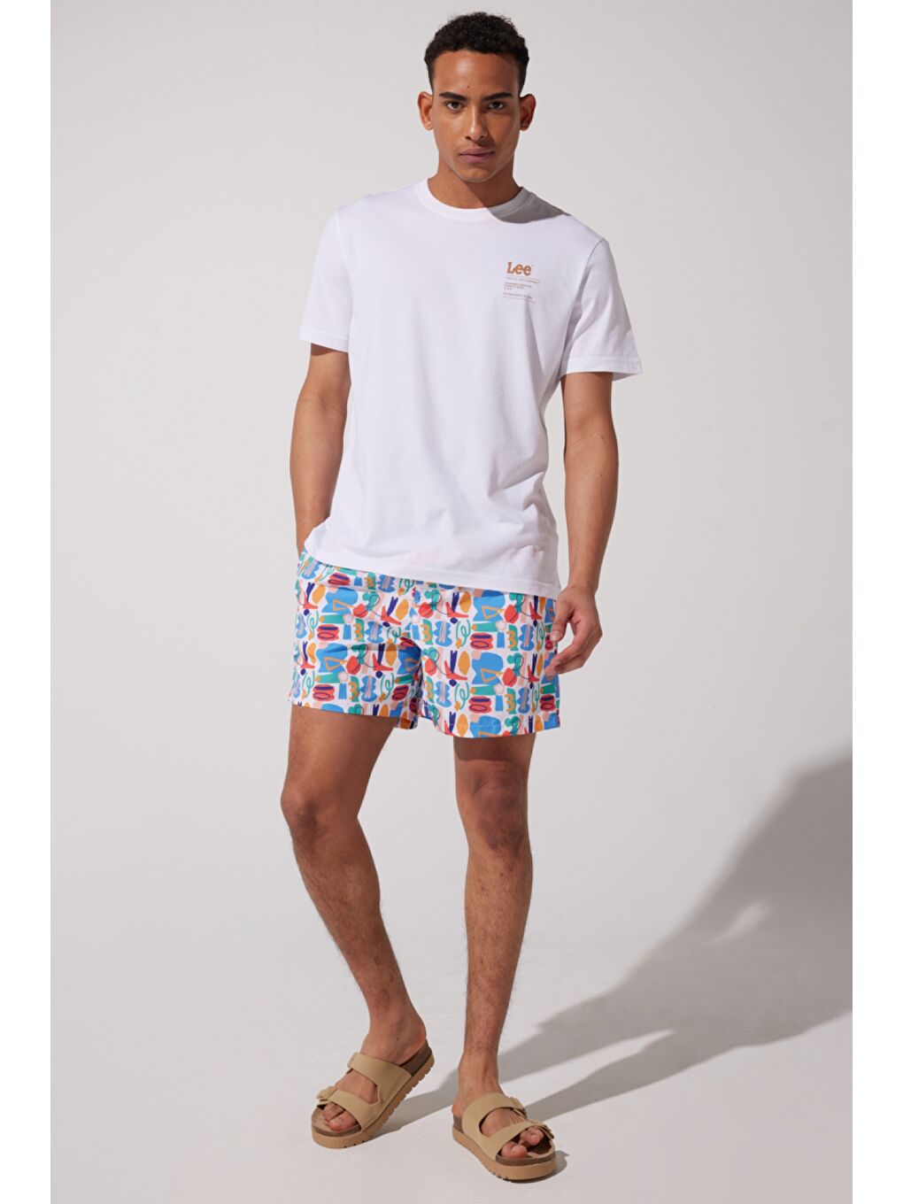 Karışık Regular Fit Normal Kesim Normal Bel Desenli Deniz Şortu-1