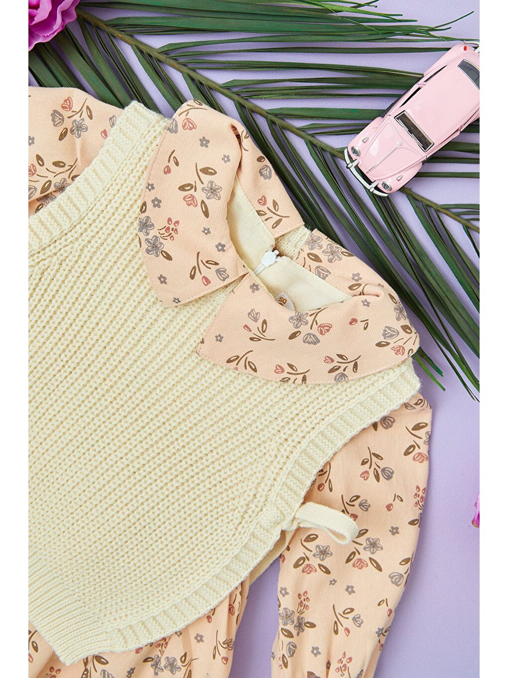 Bej Çiçekli Triko Süveterli Kız Çocuk Elbise-1