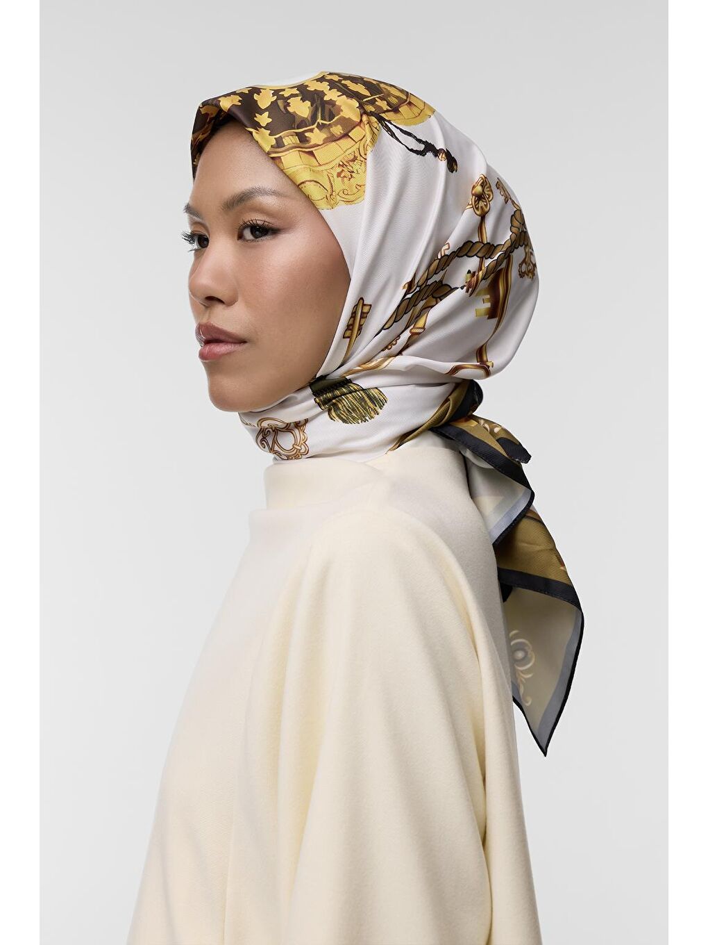 Sarı Desenli Twill İpek Eşarp Nadine-2