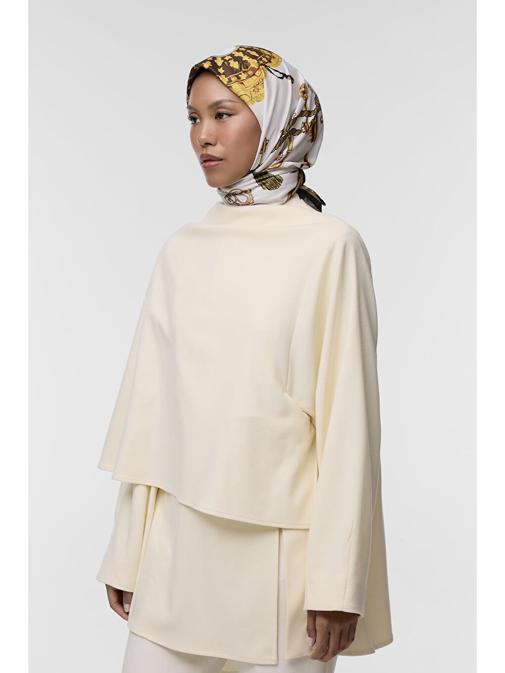 Sarı Desenli Twill İpek Eşarp Nadine-3