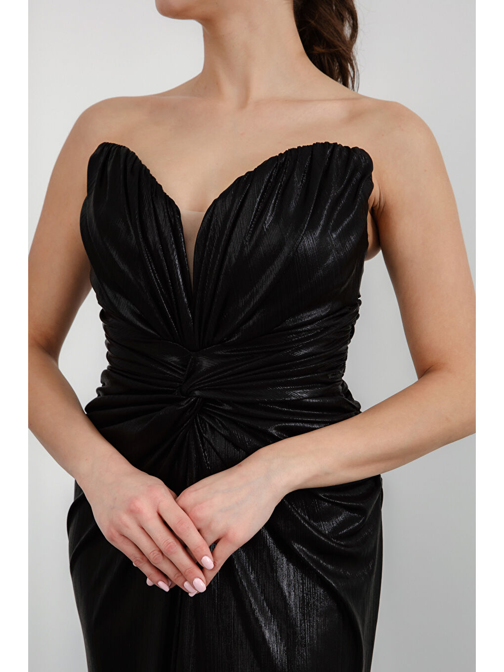 Kadın Siyah Kedi Kulağı Parlak Kumaş Uzun Abiye Elbise-3