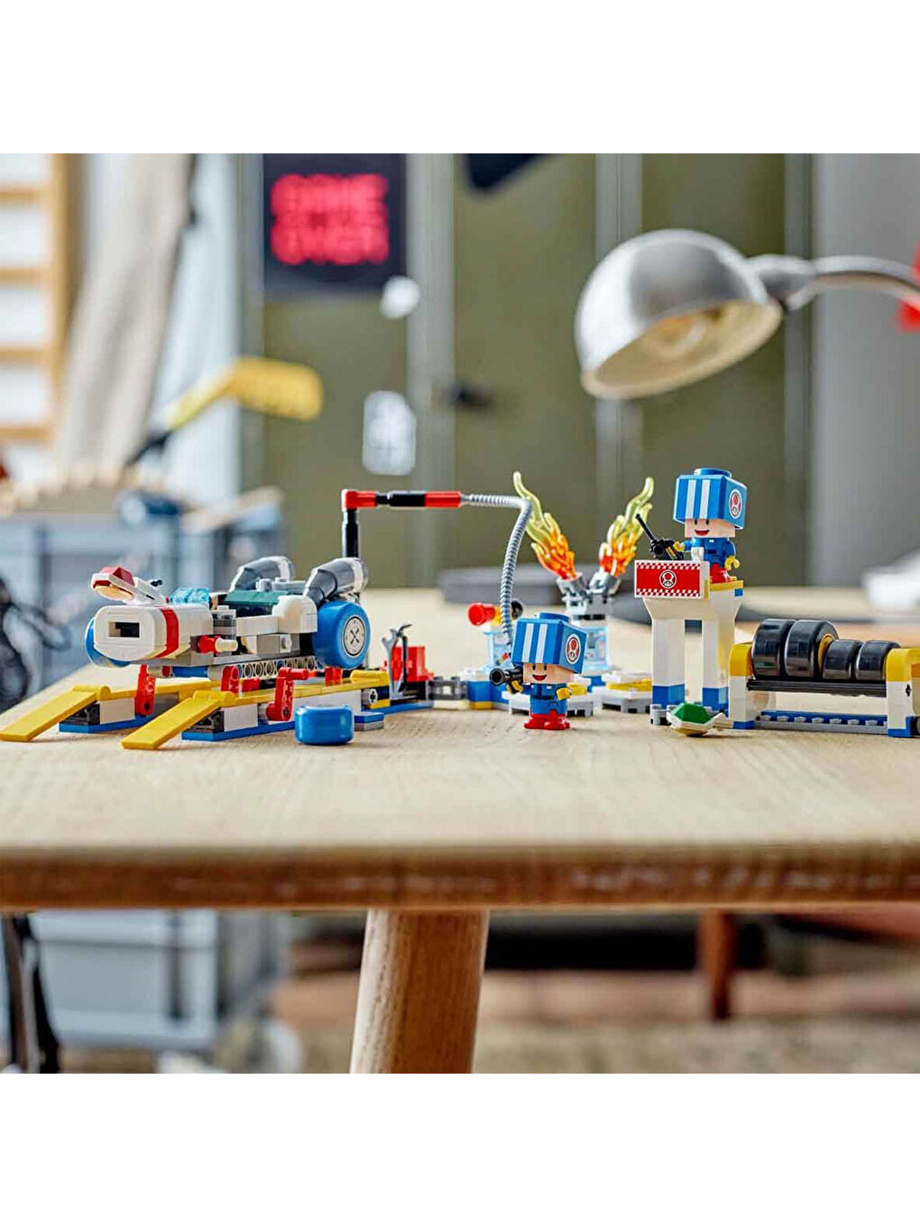 Super Mario Kart Toad un Garajı Nintendo 72035-2