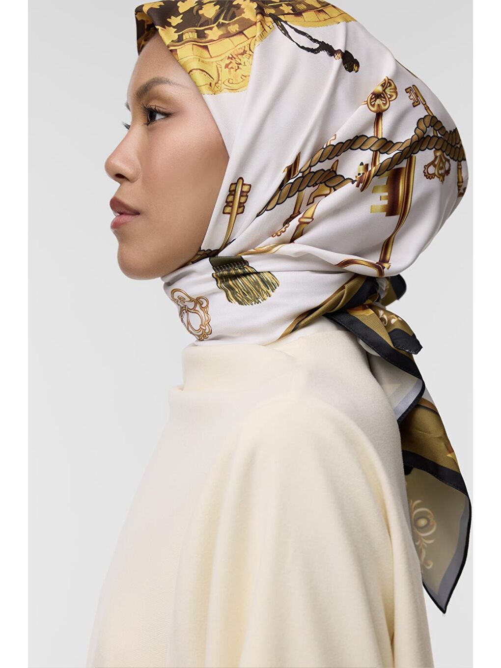 Sarı Desenli Twill İpek Eşarp Nadine-5