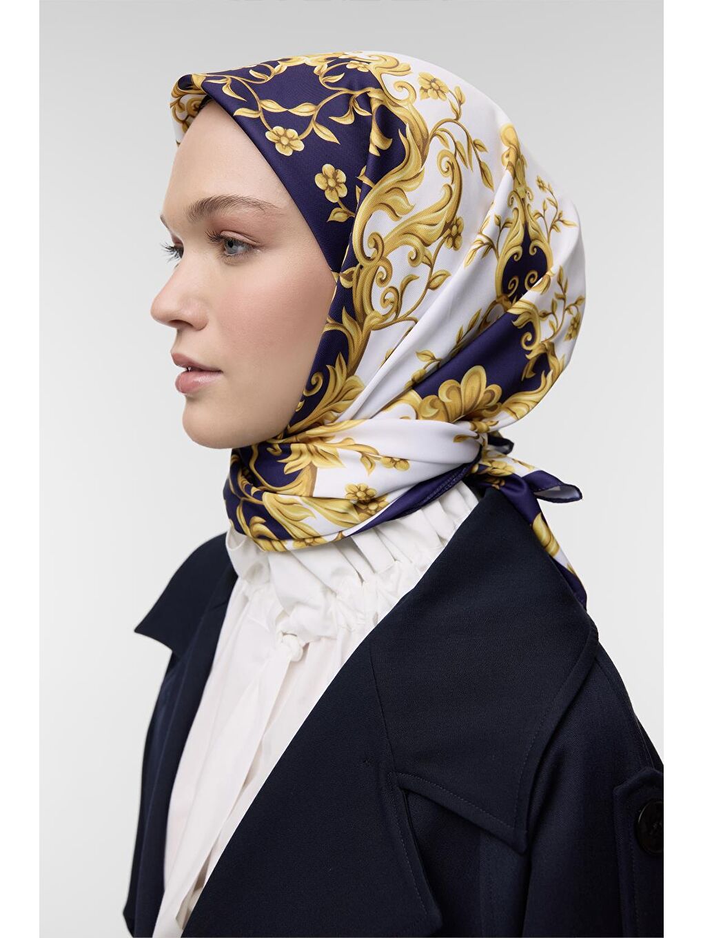 Ekru Desenli Twill İpek Eşarp Lea-4