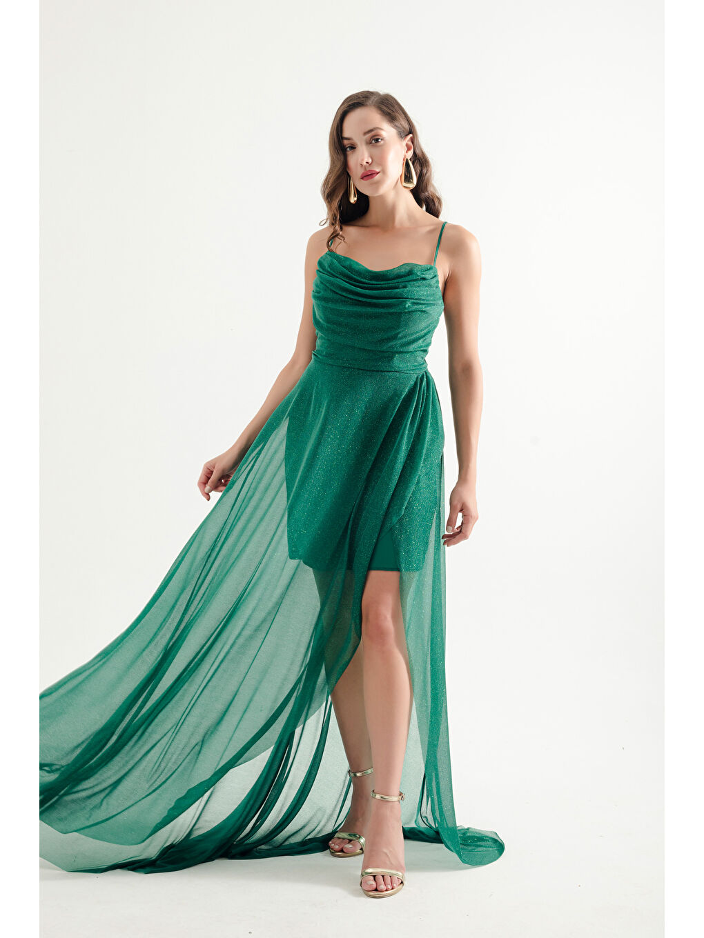 Kadın Zümrüt Yeşili Göğüs Drapeli Volanlı Simli Abiye