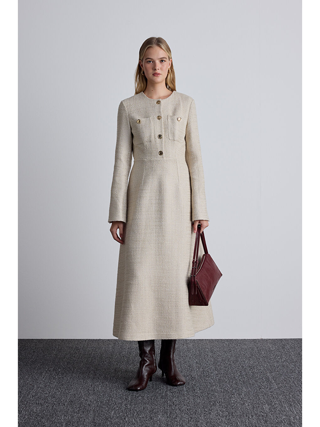 Dokulu Düğmeli Elbise Bej