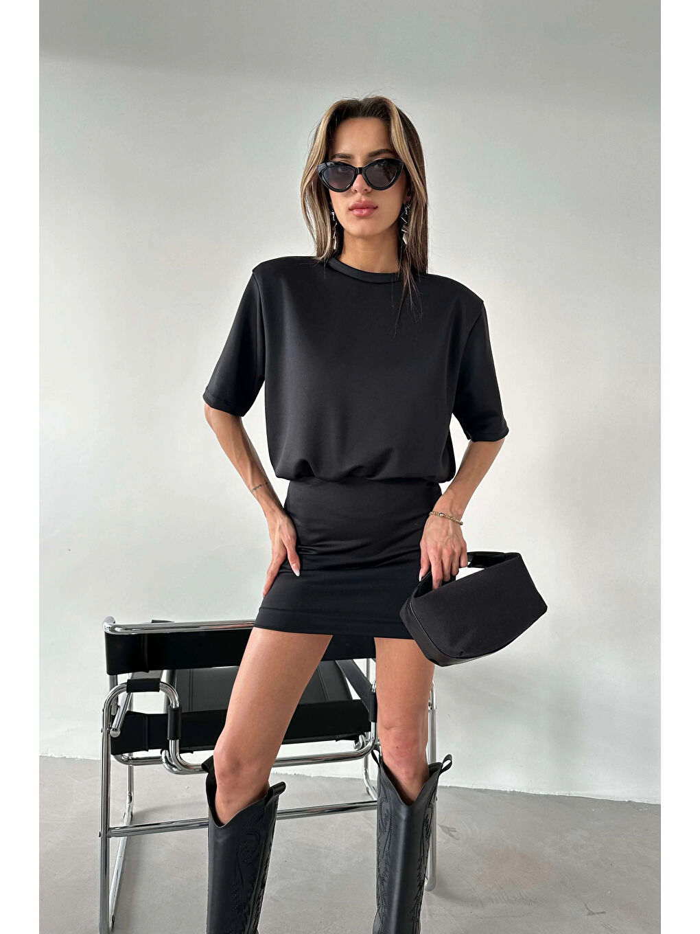 Kadın Siyah Vatkalı Elbise 1035-0002-2