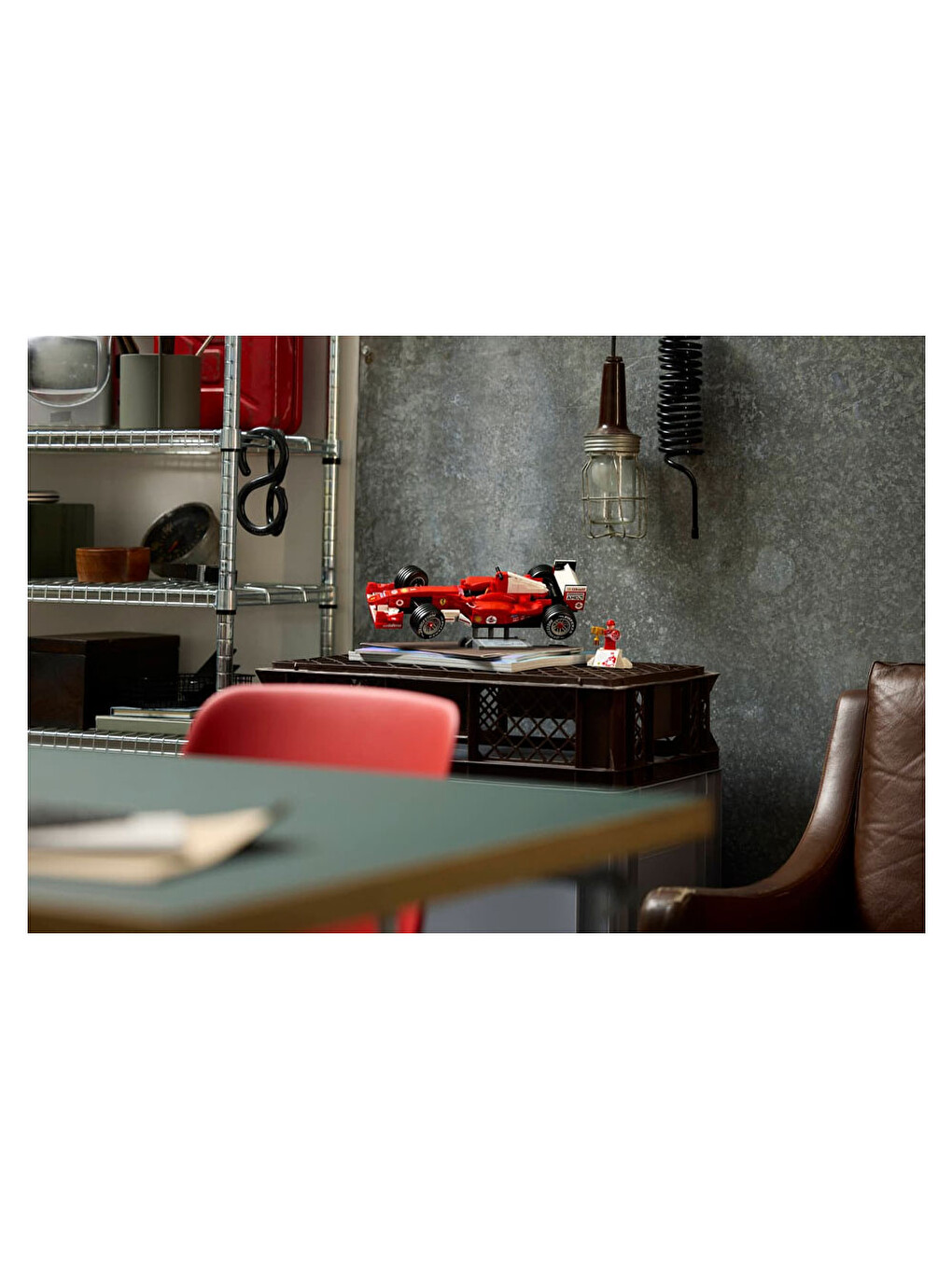 Icons Ferrari F2004 & Michael Schumacher 11375-9