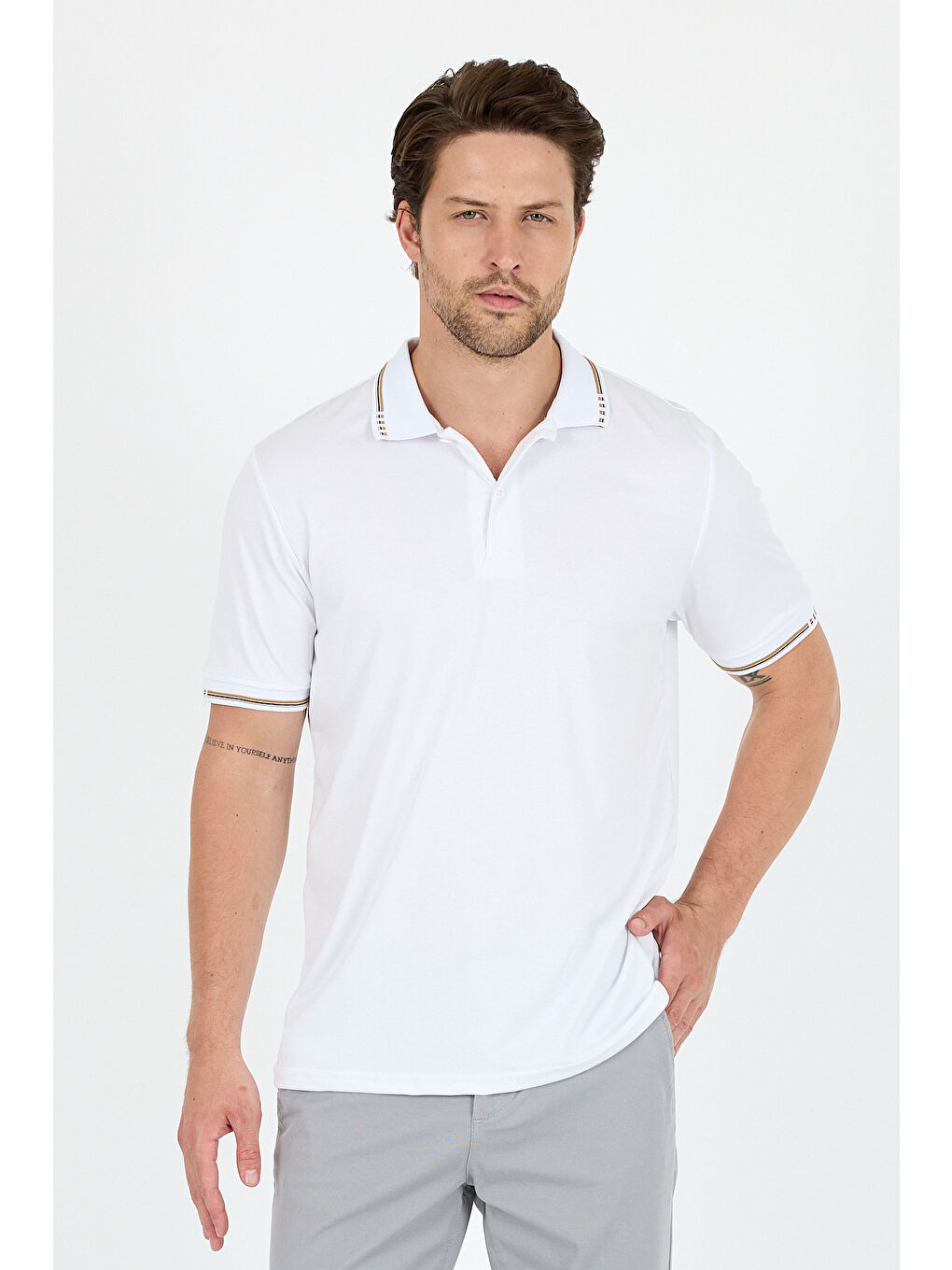 Beyaz Erkek Polo Yaka Kısa Kollu Tişört 5029-1