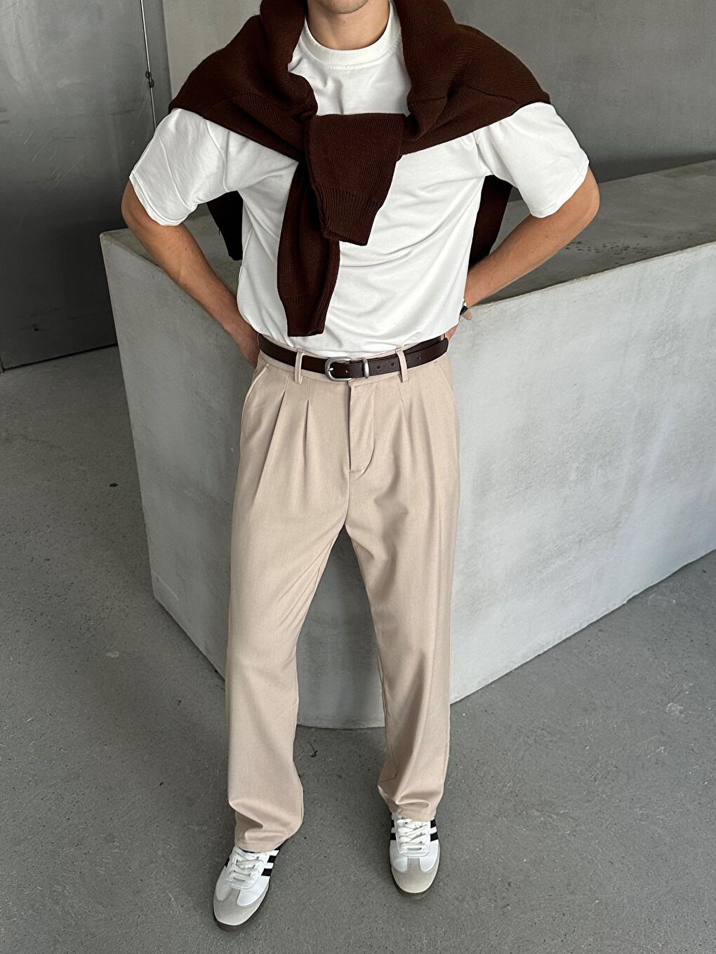 Ekru Erkek Pileli Baggy Kalıp Kumaş Pantolon-2