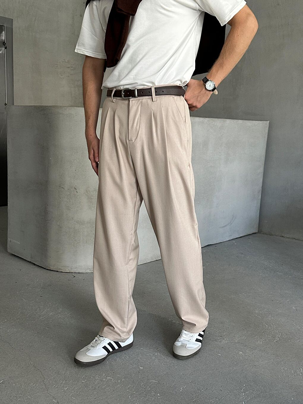 Ekru Erkek Pileli Baggy Kalıp Kumaş Pantolon-4