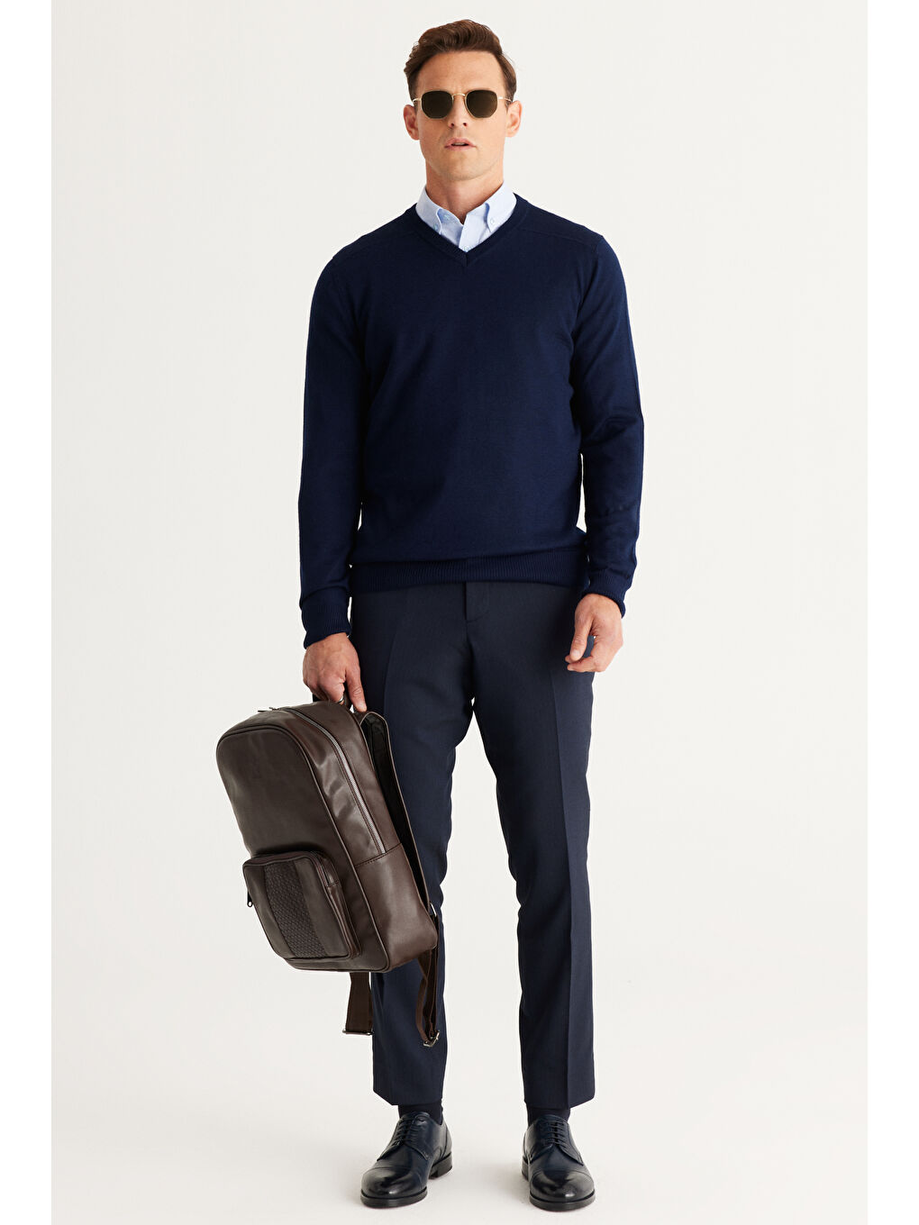 Erkek Lacivert Tüylenme Yapmayan Standart Fit Normal Kesim Dik Yaka Triko Hırka-2