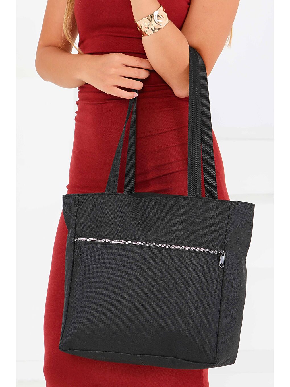 Kadın Siyah Fermuarlı Kol Çantası - 27536-2