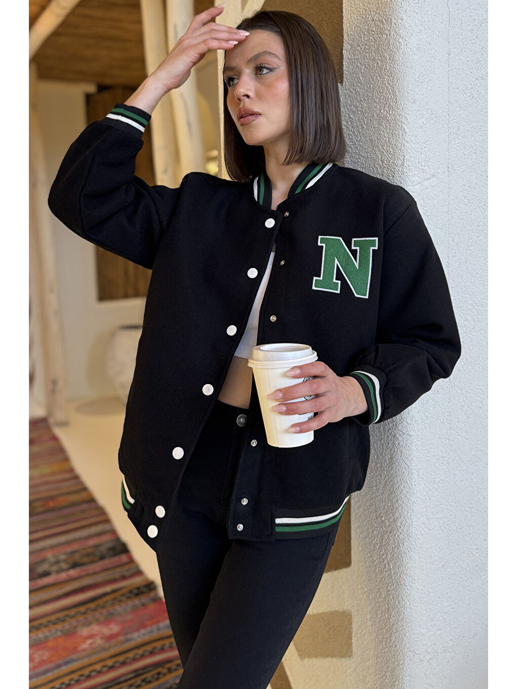 Siyah Kadın Şerit Detaylı Ön Çıtçıtlı Kolej Ceket-1