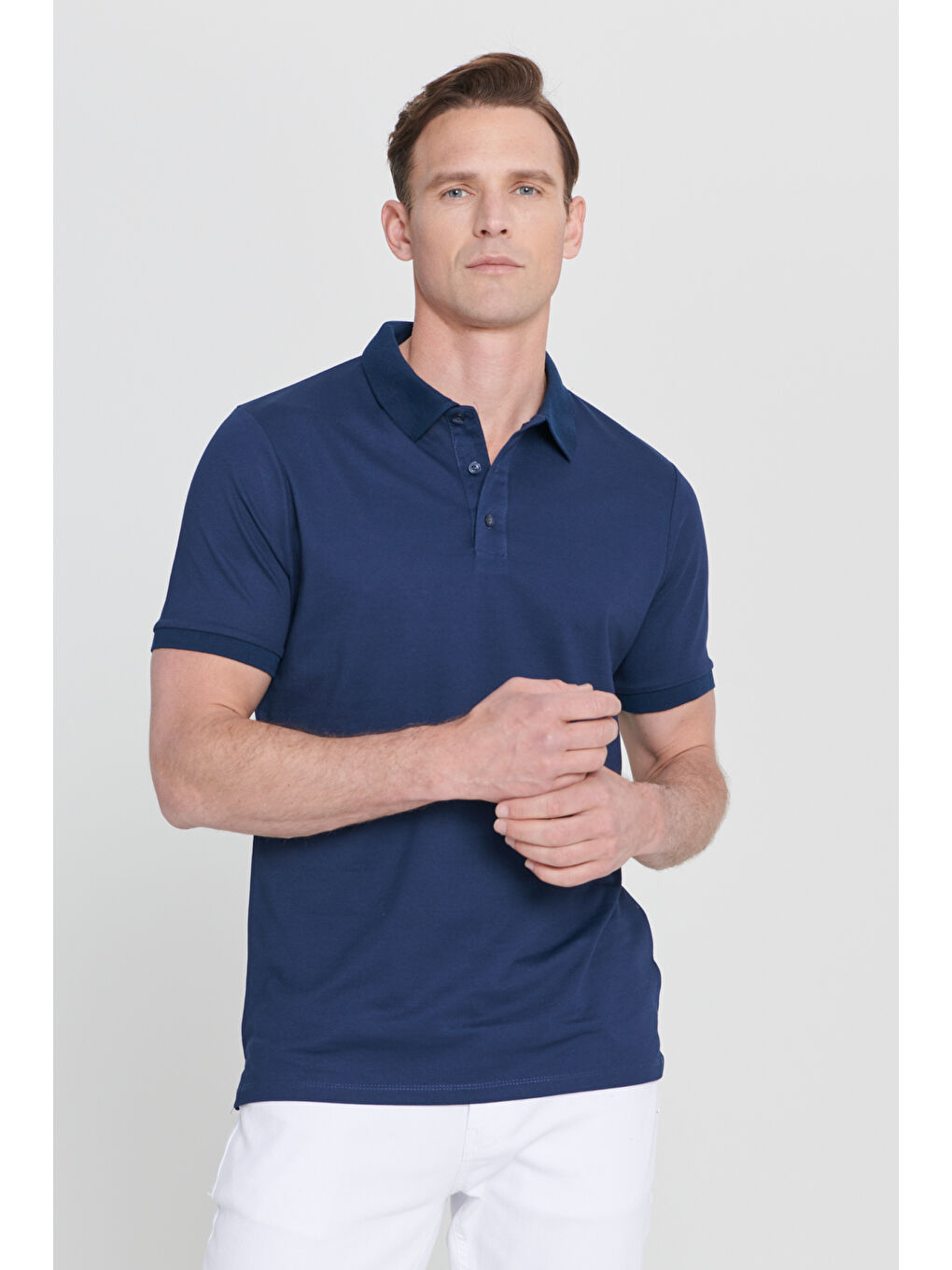 Erkek Lacivert Slim Fit Dar Kesim Kıvrılmaz Polo Yaka Kısa Kollu Tişört-2