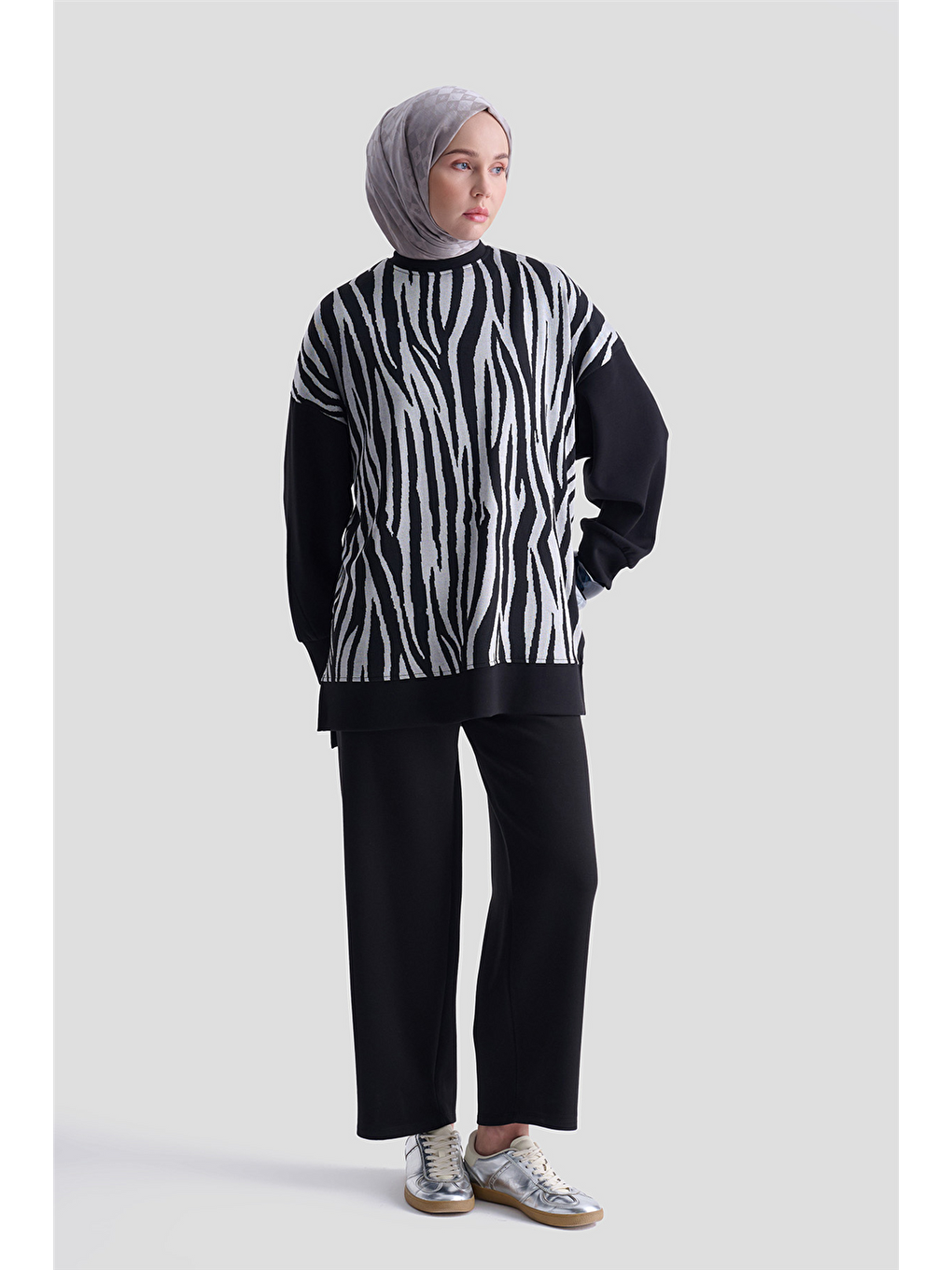 Zebra Desenli Örme Takım 25Kd2801 Siyah-1